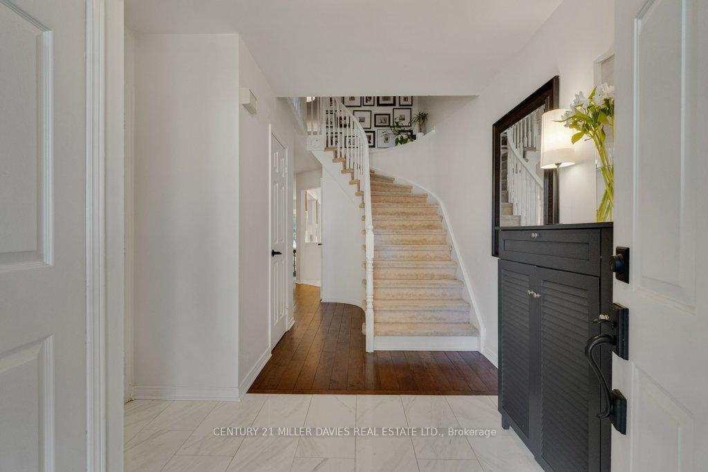 Photo 4 of Unit 20, 2230 Walkers Line, Burlington, Headon — HOMEH