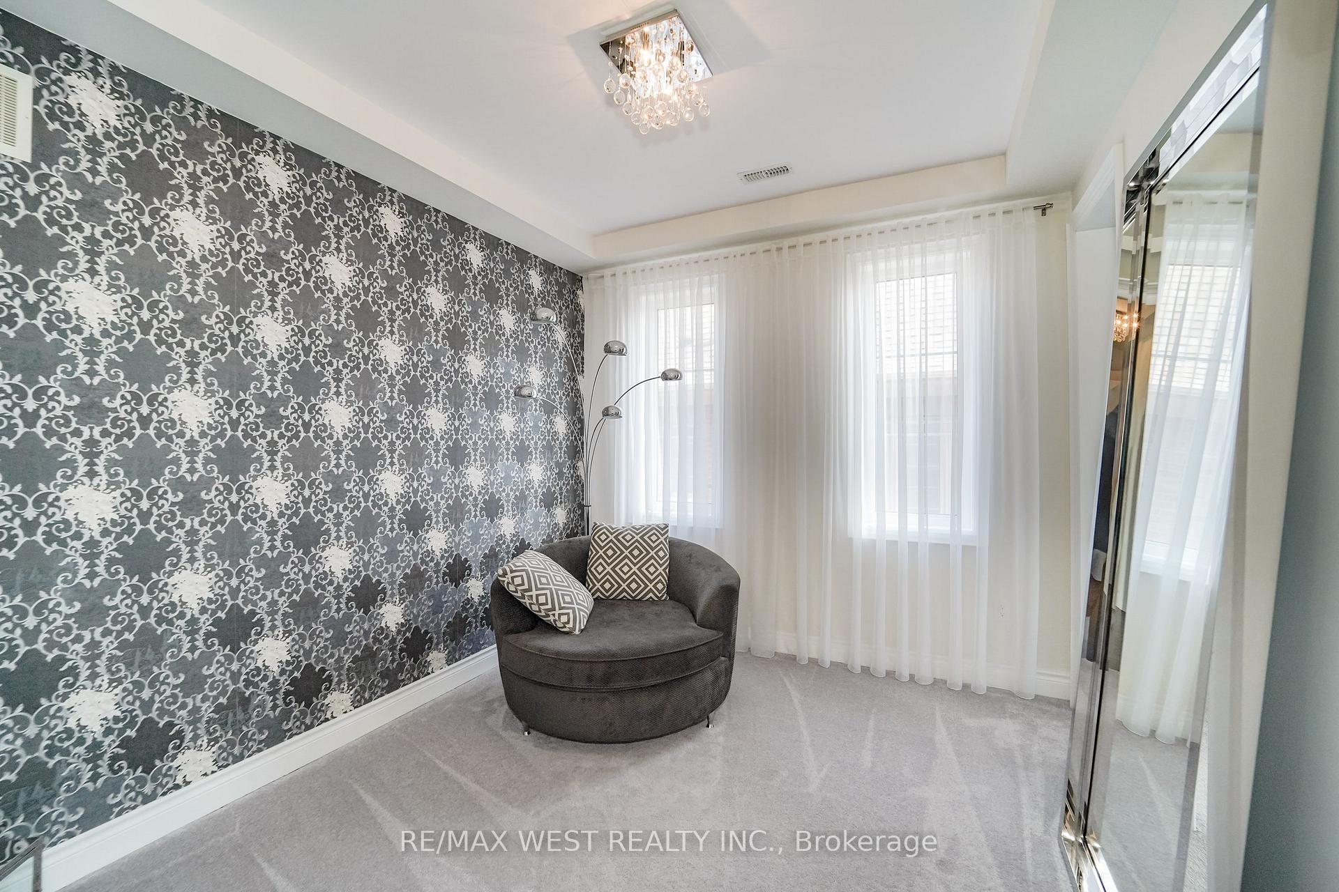 Photo 10 of 23 Macmurchy Avenue, King, Nobleton — HOMEH