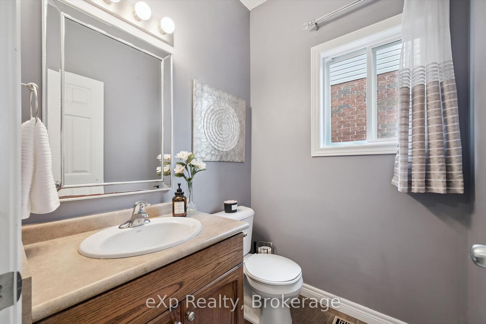 Photo 21 of 41 Westra Drive, Guelph, Willow West/Sugarbush/West Acres — HOMEH