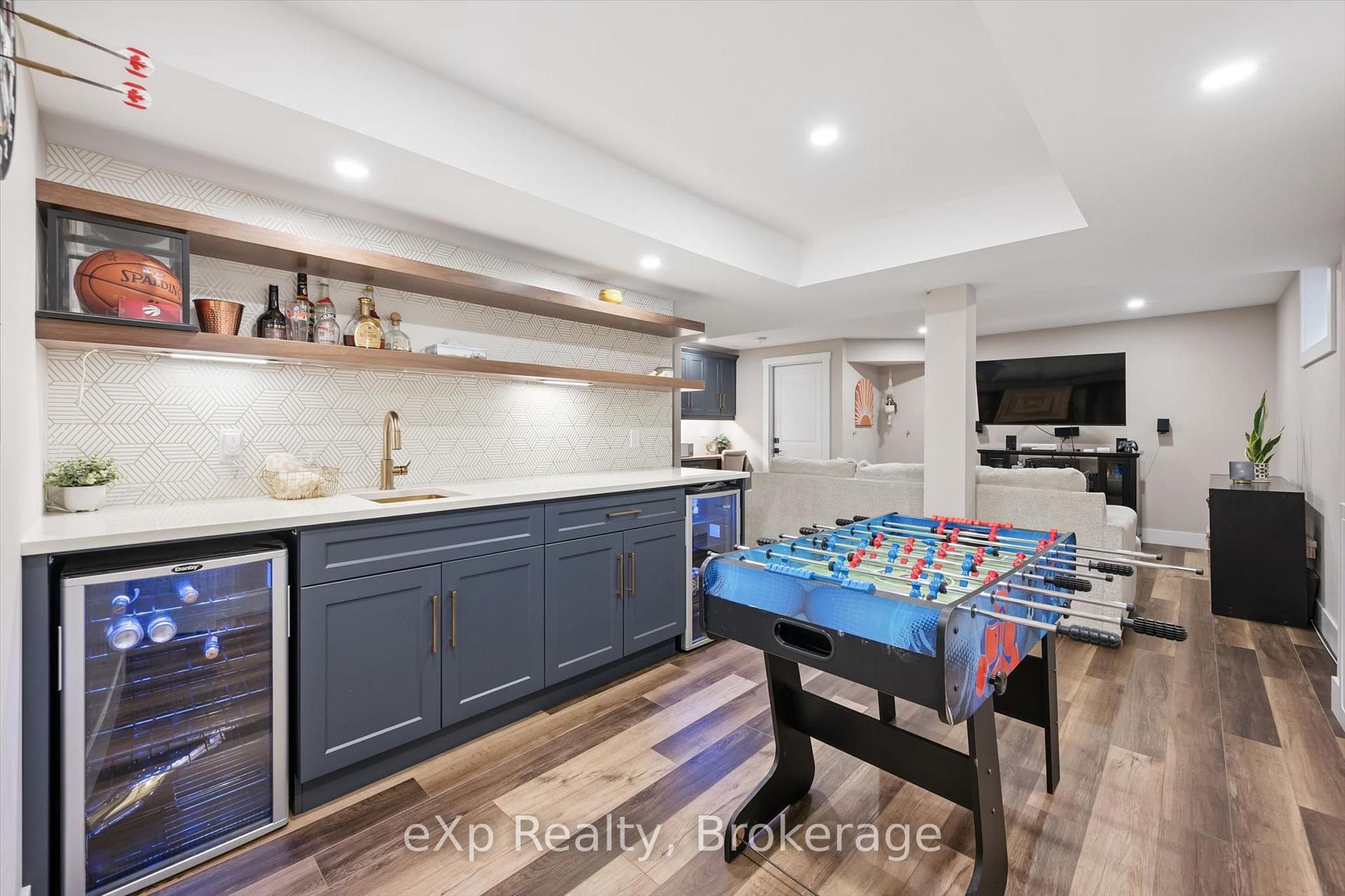 Photo 31 of 41 Westra Drive, Guelph, Willow West/Sugarbush/West Acres — HOMEH
