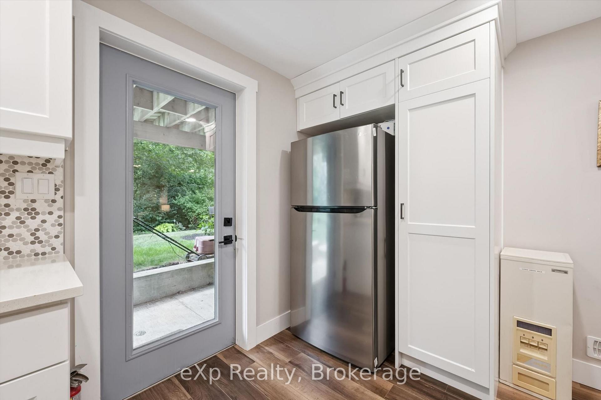 Photo 34 of 41 Westra Drive, Guelph, Willow West/Sugarbush/West Acres — HOMEH