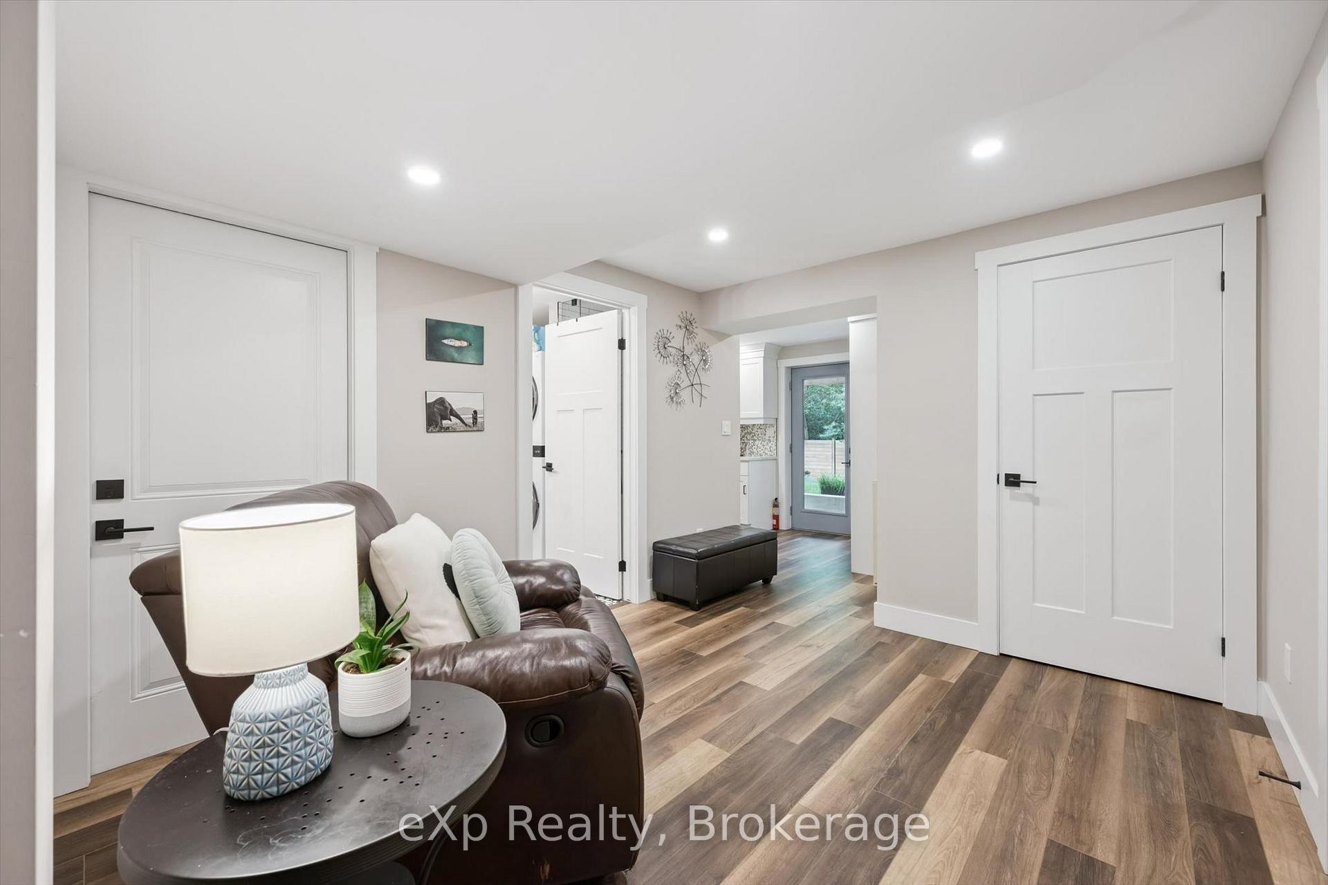 Photo 35 of 41 Westra Drive, Guelph, Willow West/Sugarbush/West Acres — HOMEH