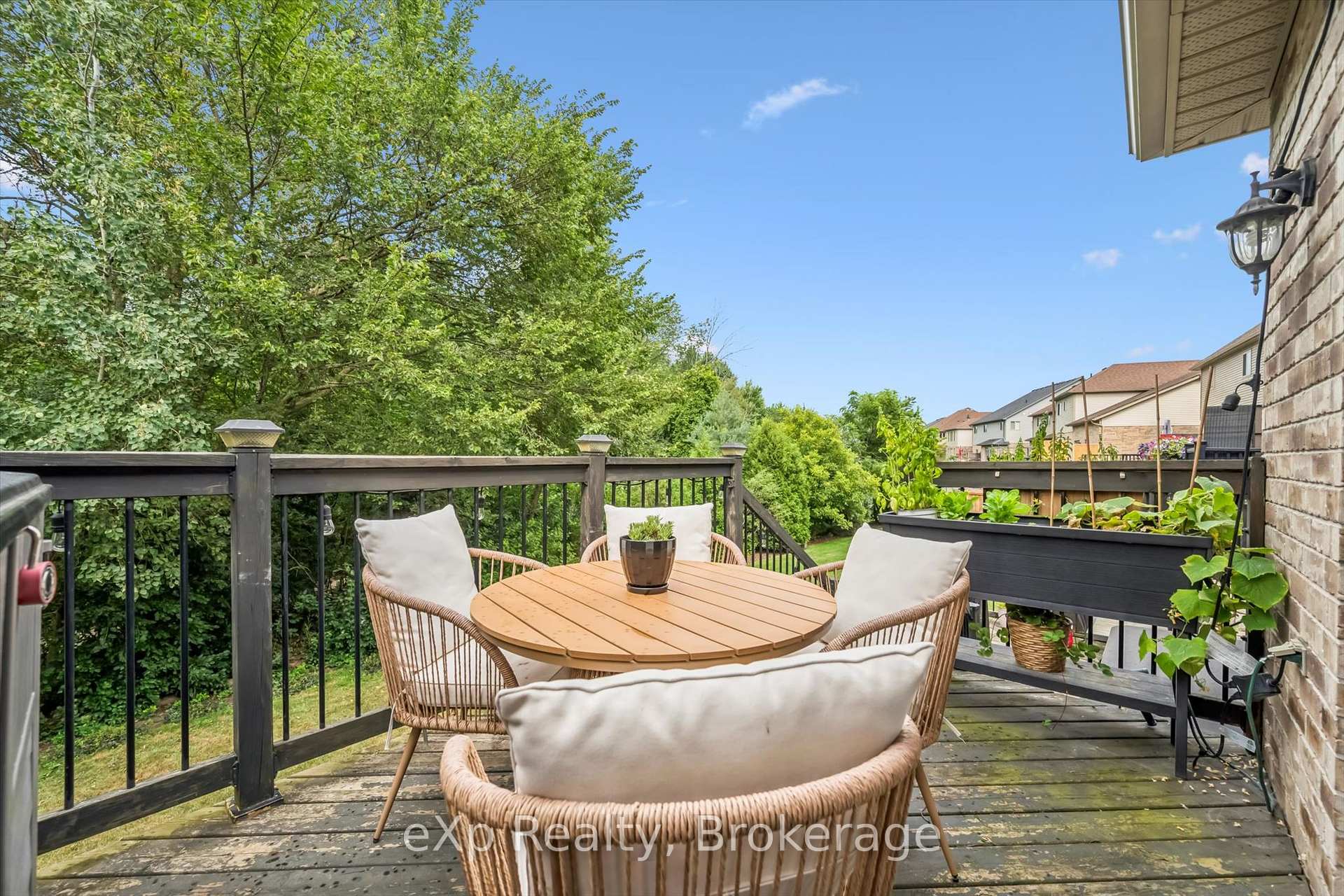 Photo 40 of 41 Westra Drive, Guelph, Willow West/Sugarbush/West Acres — HOMEH