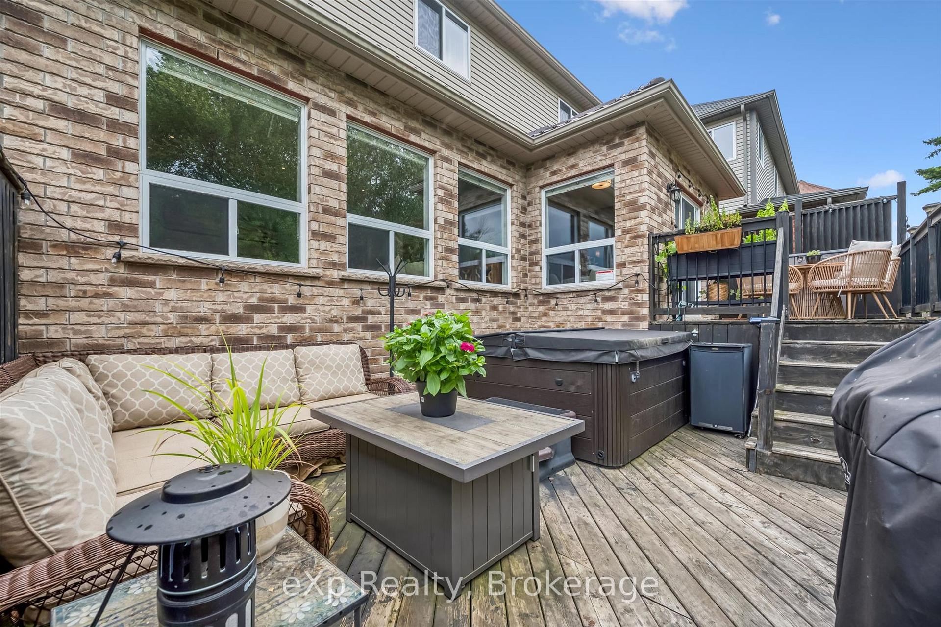 Photo 41 of 41 Westra Drive, Guelph, Willow West/Sugarbush/West Acres — HOMEH
