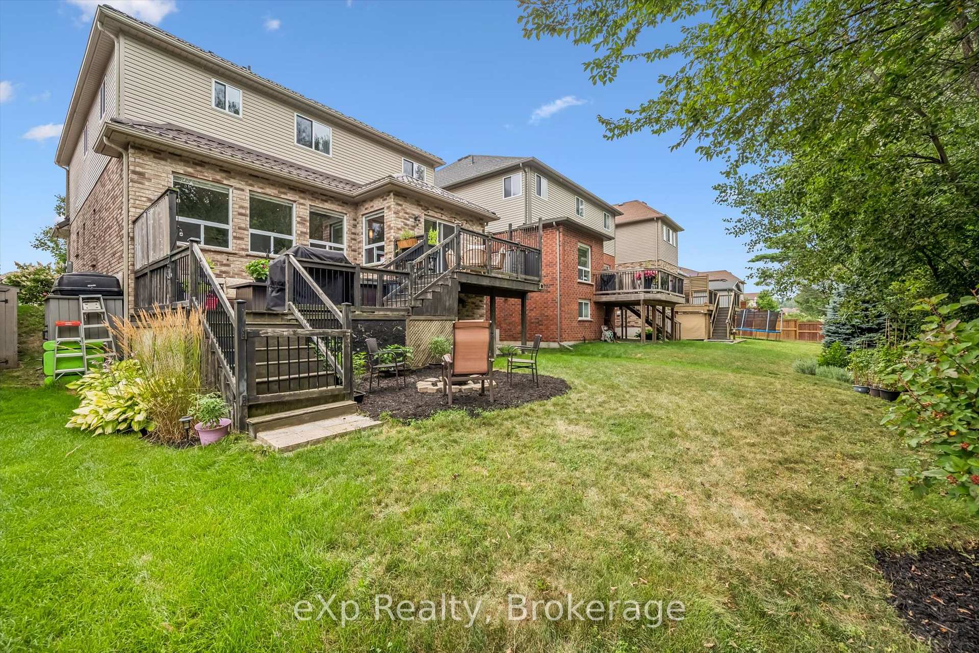 Photo 42 of 41 Westra Drive, Guelph, Willow West/Sugarbush/West Acres — HOMEH