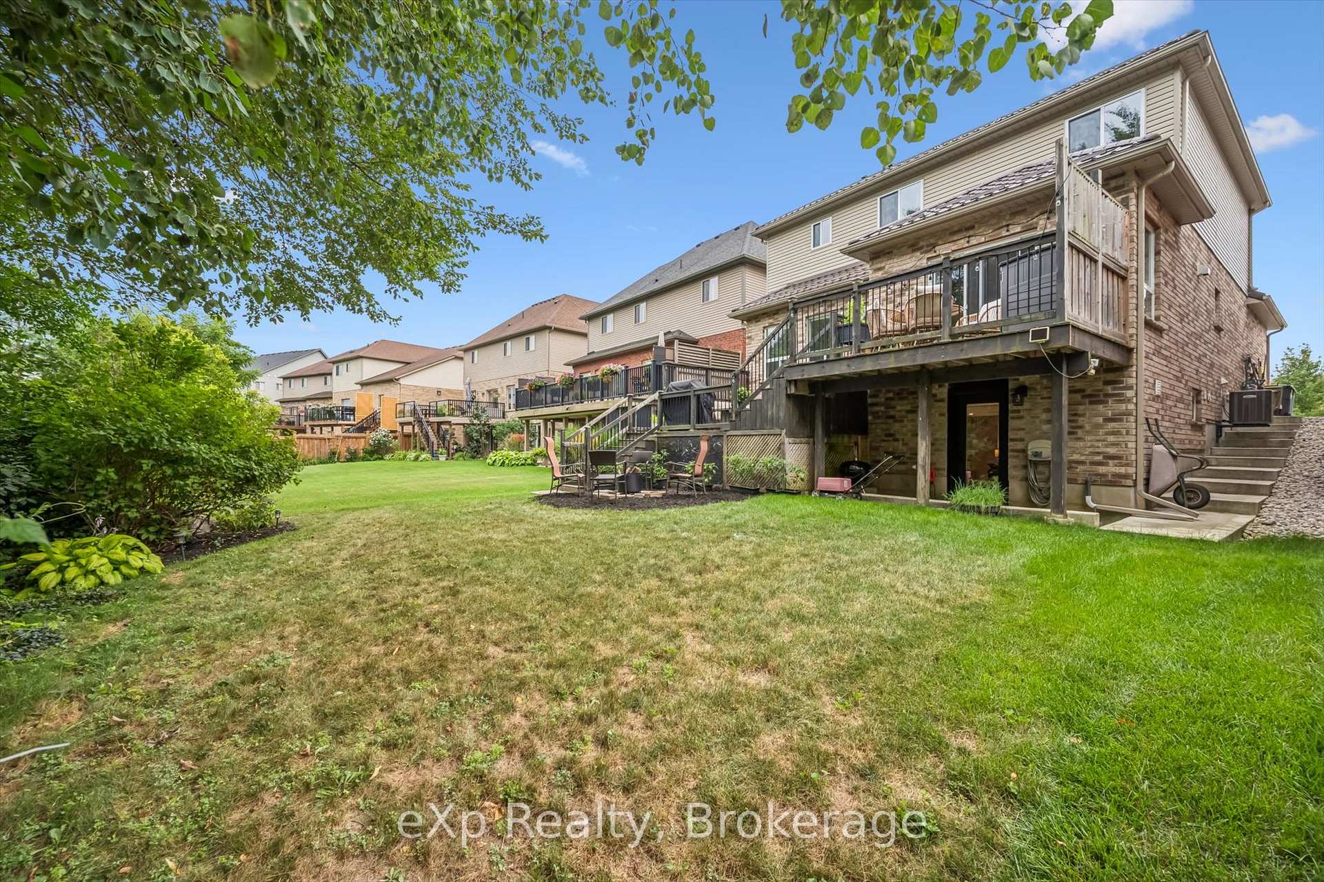 Photo 43 of 41 Westra Drive, Guelph, Willow West/Sugarbush/West Acres — HOMEH