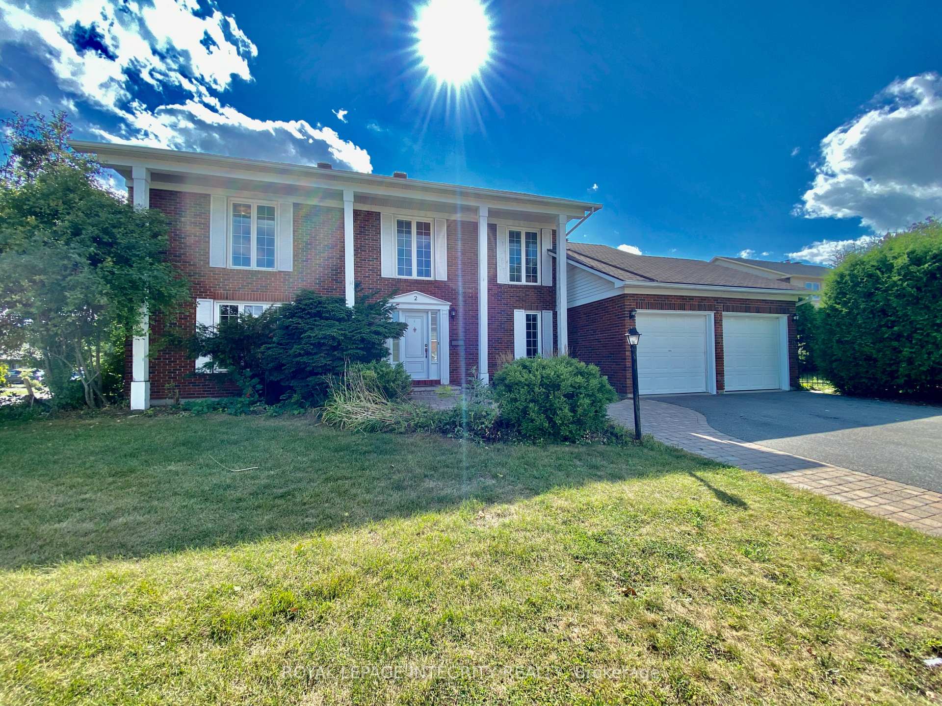 Photo 2 of 2 Tunbridge Court, Ottawa, Pineglen/Country Place — HOMEH
