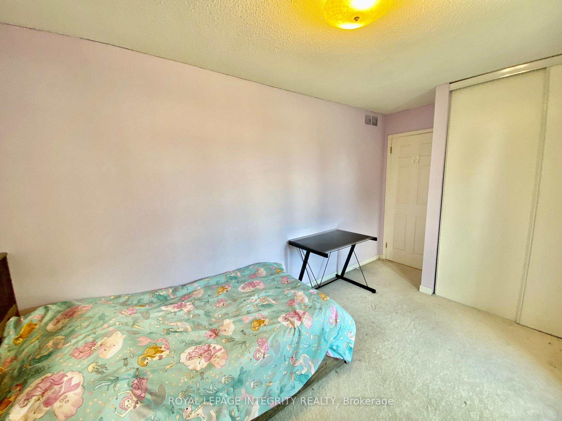 Photo 25 of 2 Tunbridge Court, Ottawa, Pineglen/Country Place — HOMEH