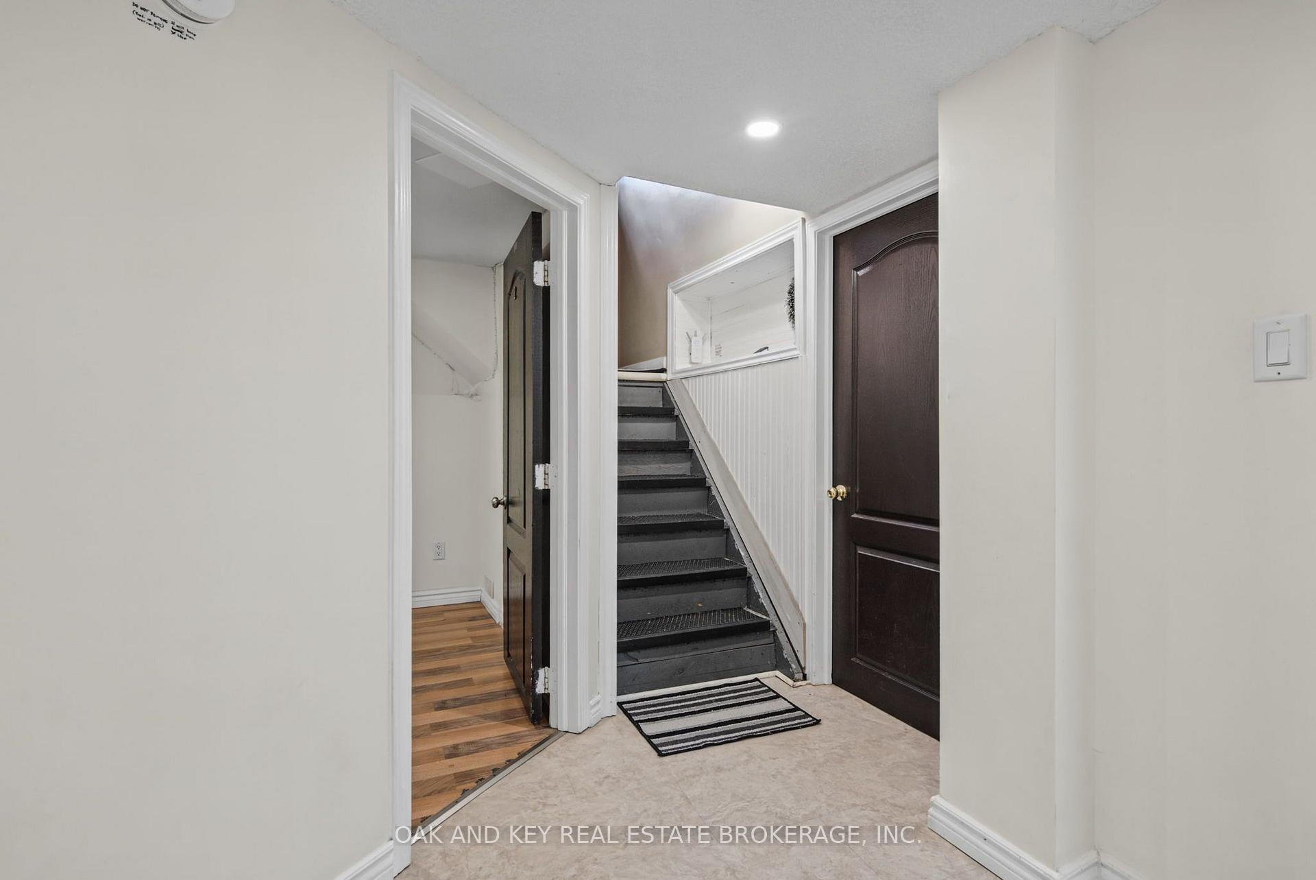 Photo 4 of 708 Cheapside Street, London, East C — HOMEH