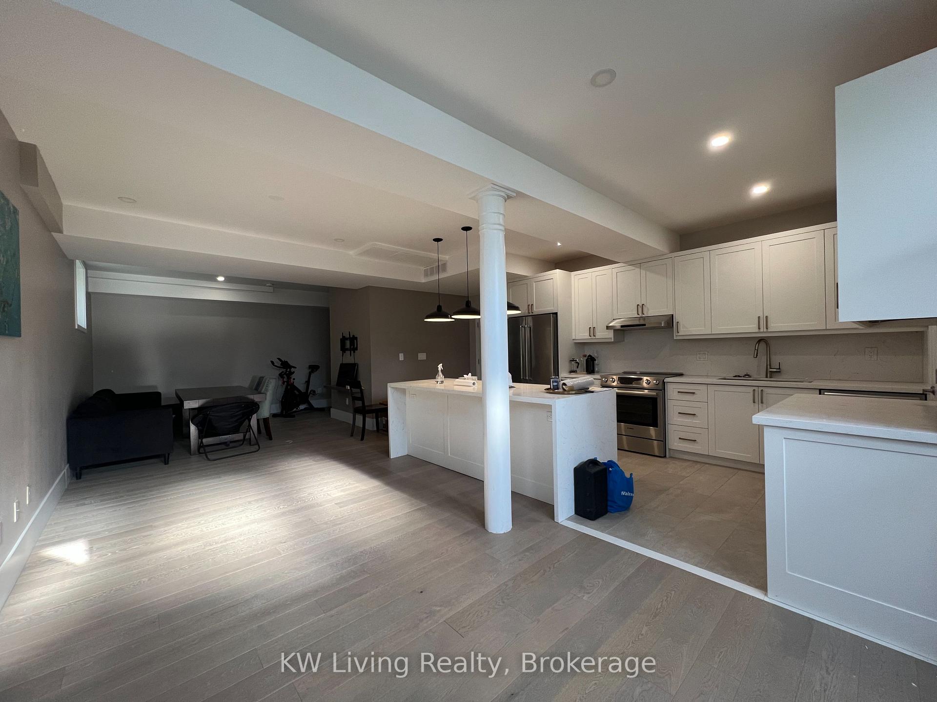 Photo 10 of 2421 Eighth Line, Oakville, Joshua Creek — HOMEH