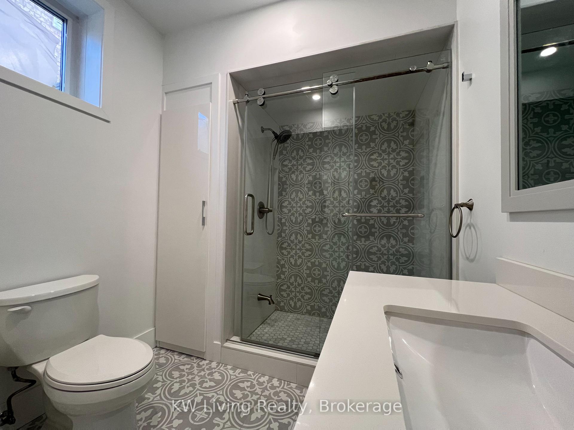 Photo 17 of 2421 Eighth Line, Oakville, Joshua Creek — HOMEH
