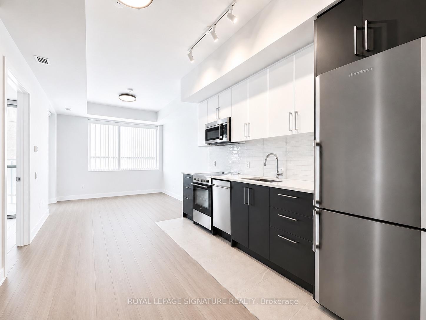 Photo 3 of Unit 404, 664 Spadina Avenue, Toronto, University — HOMEH