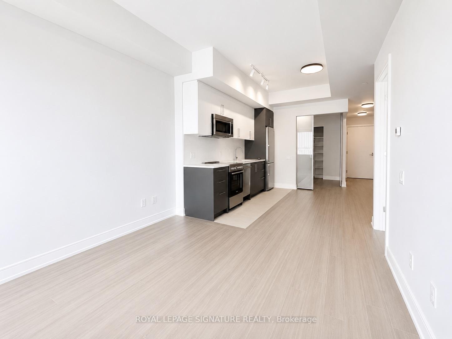 Photo 8 of Unit 404, 664 Spadina Avenue, Toronto, University — HOMEH