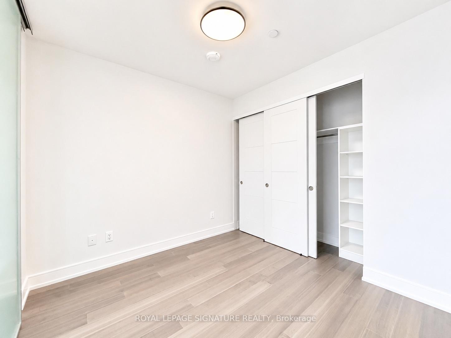Photo 11 of Unit 404, 664 Spadina Avenue, Toronto, University — HOMEH