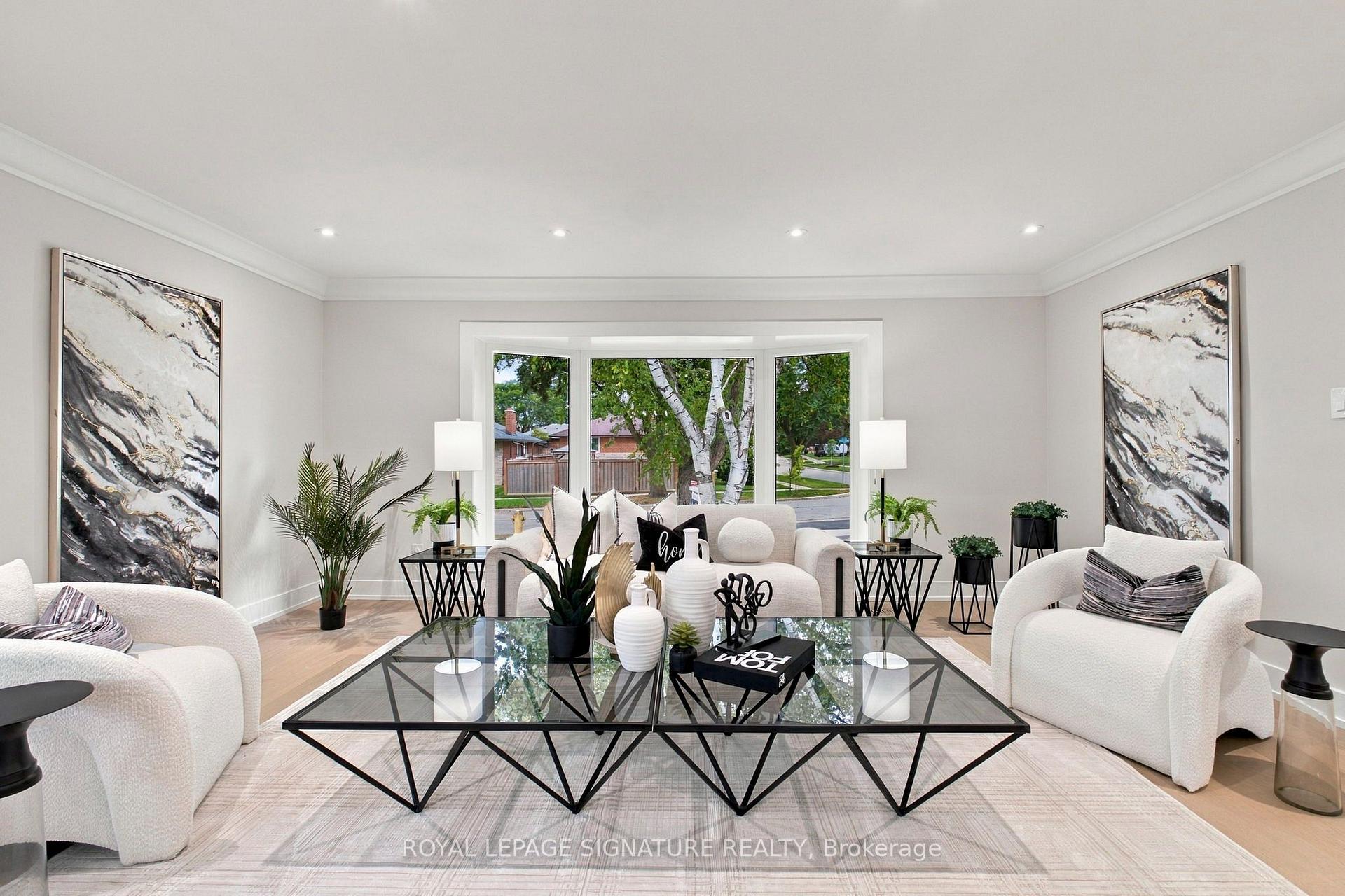 Photo 8 of 11 Brook Tree Crescent, Etobicoke, Willowridge-Martingrove-Richview — HOMEH