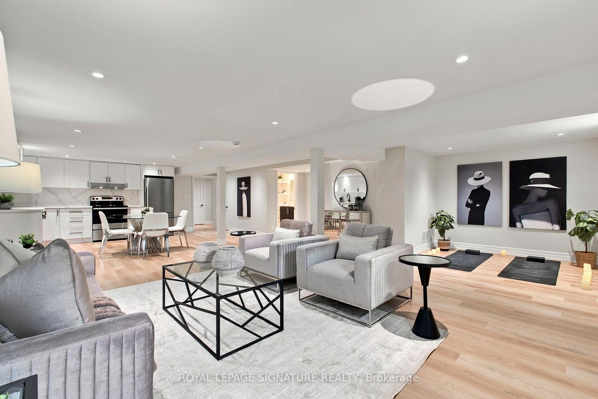 Photo 26 of 11 Brook Tree Crescent, Etobicoke, Willowridge-Martingrove-Richview — HOMEH