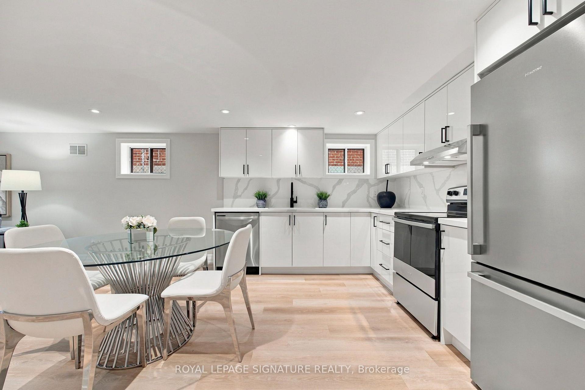 Photo 28 of 11 Brook Tree Crescent, Etobicoke, Willowridge-Martingrove-Richview — HOMEH