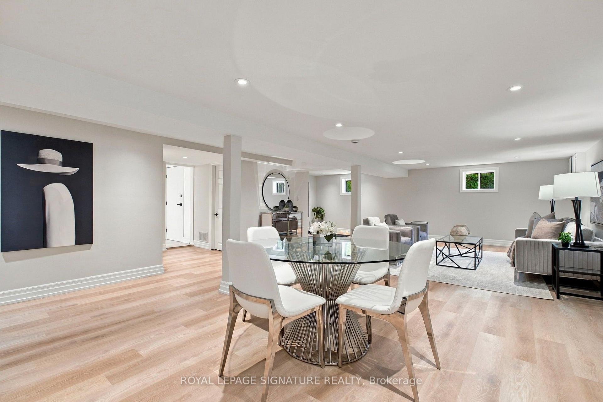 Photo 30 of 11 Brook Tree Crescent, Etobicoke, Willowridge-Martingrove-Richview — HOMEH