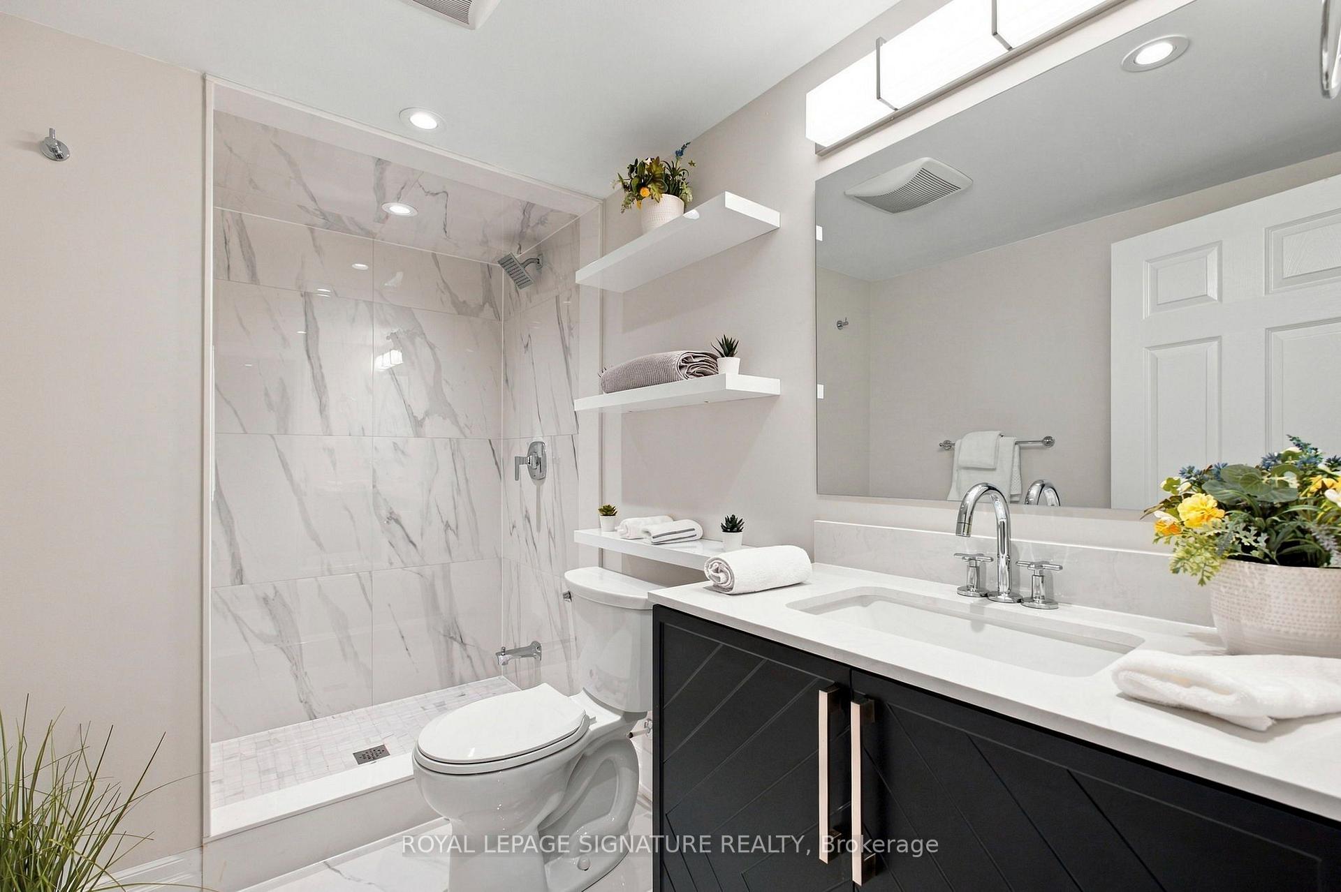 Photo 31 of 11 Brook Tree Crescent, Etobicoke, Willowridge-Martingrove-Richview — HOMEH