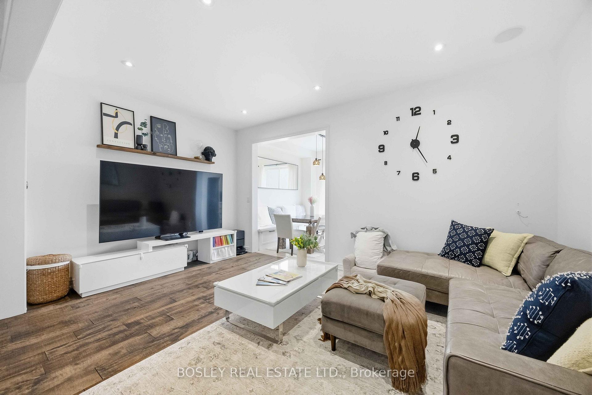 Photo 2 of 39 Alexie Way, Vaughan, Vellore Village — HOMEH