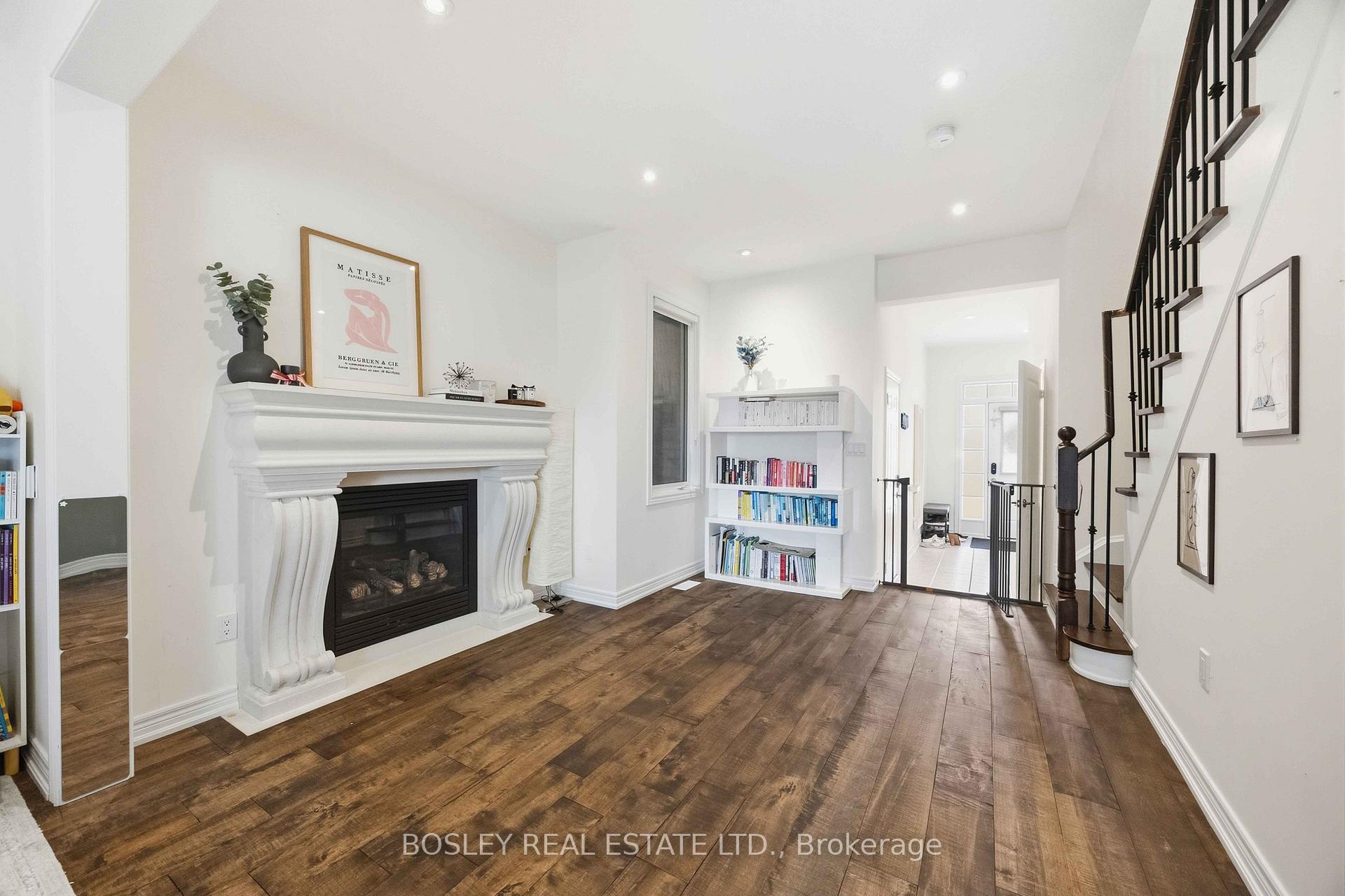 Photo 4 of 39 Alexie Way, Vaughan, Vellore Village — HOMEH