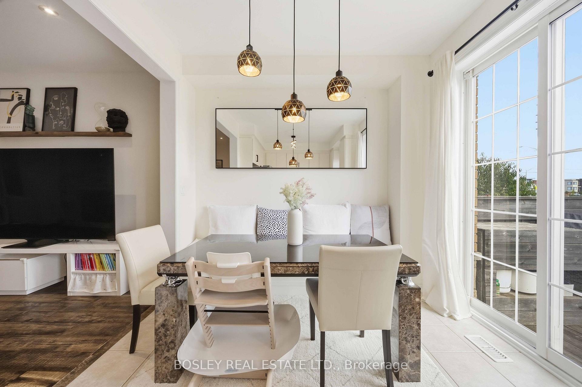 Photo 7 of 39 Alexie Way, Vaughan, Vellore Village — HOMEH