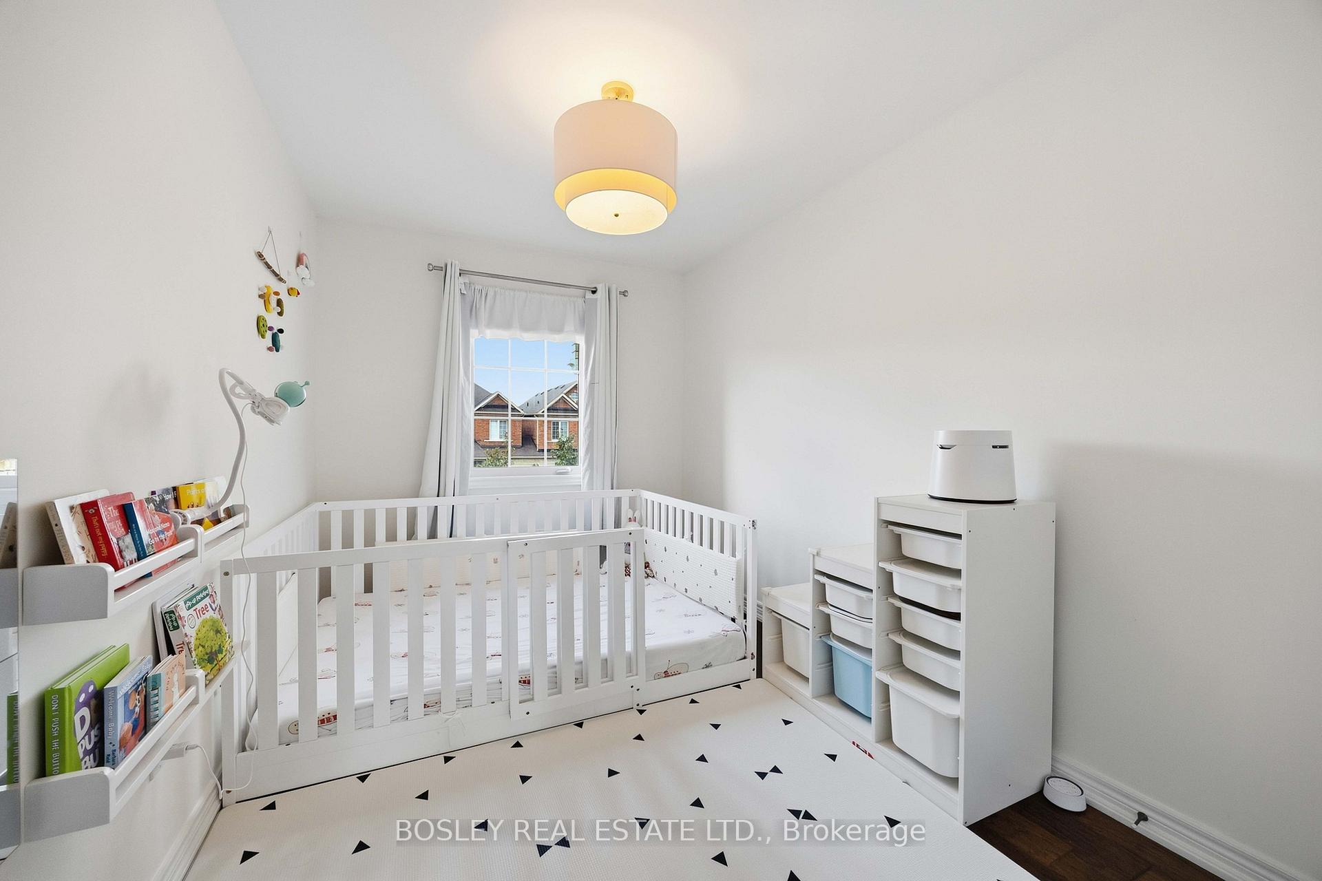 Photo 17 of 39 Alexie Way, Vaughan, Vellore Village — HOMEH
