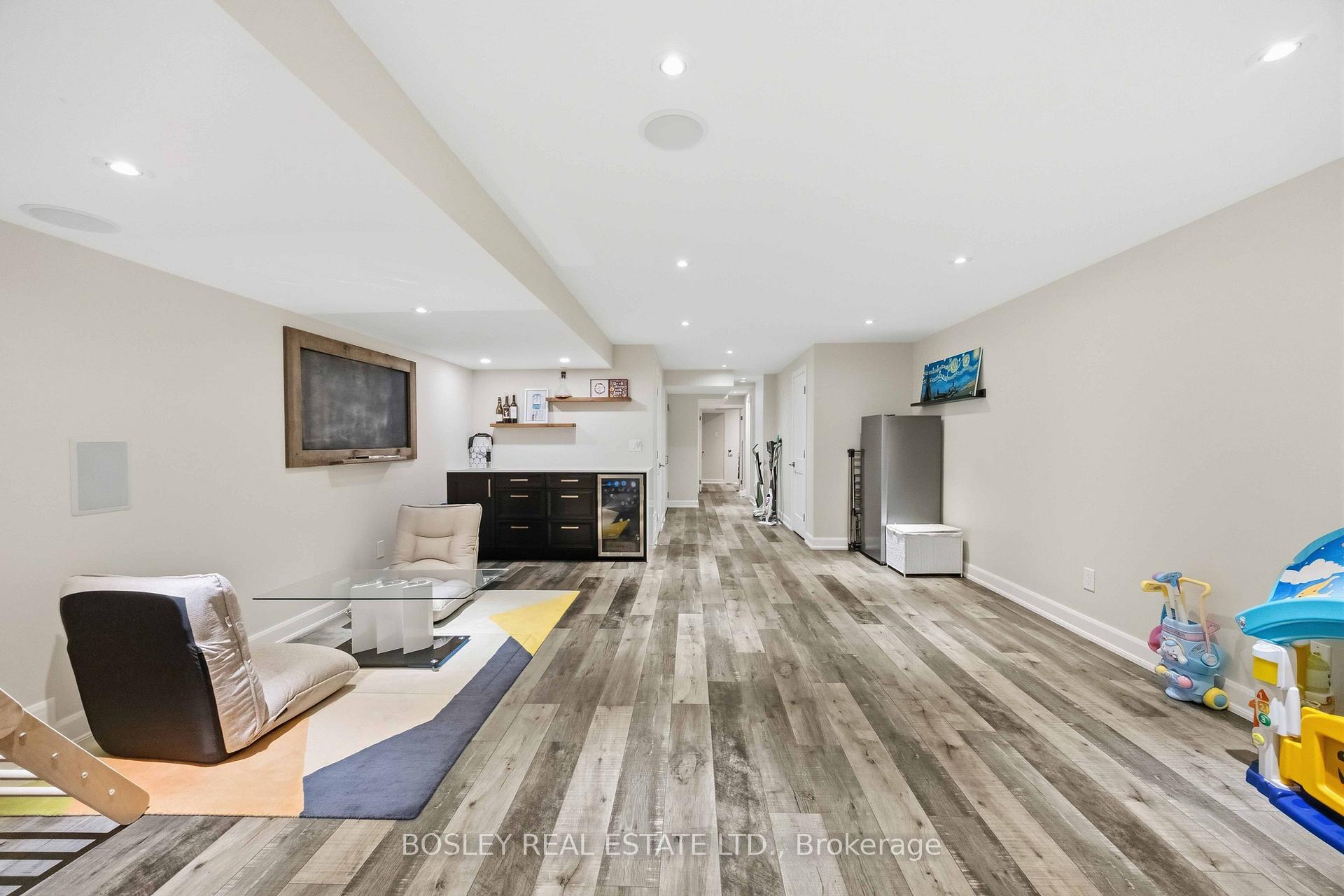 Photo 24 of 39 Alexie Way, Vaughan, Vellore Village — HOMEH