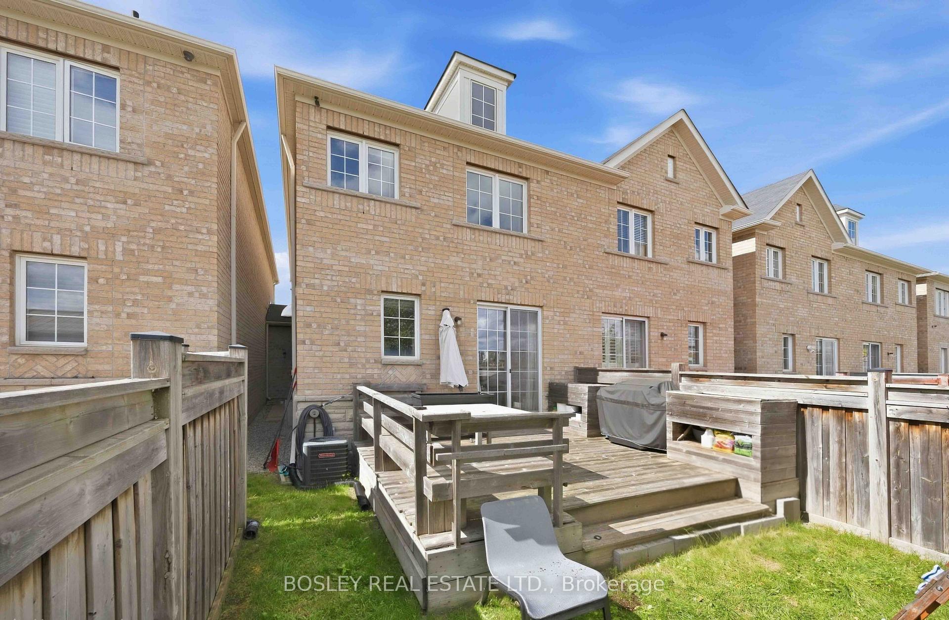Photo 27 of 39 Alexie Way, Vaughan, Vellore Village — HOMEH