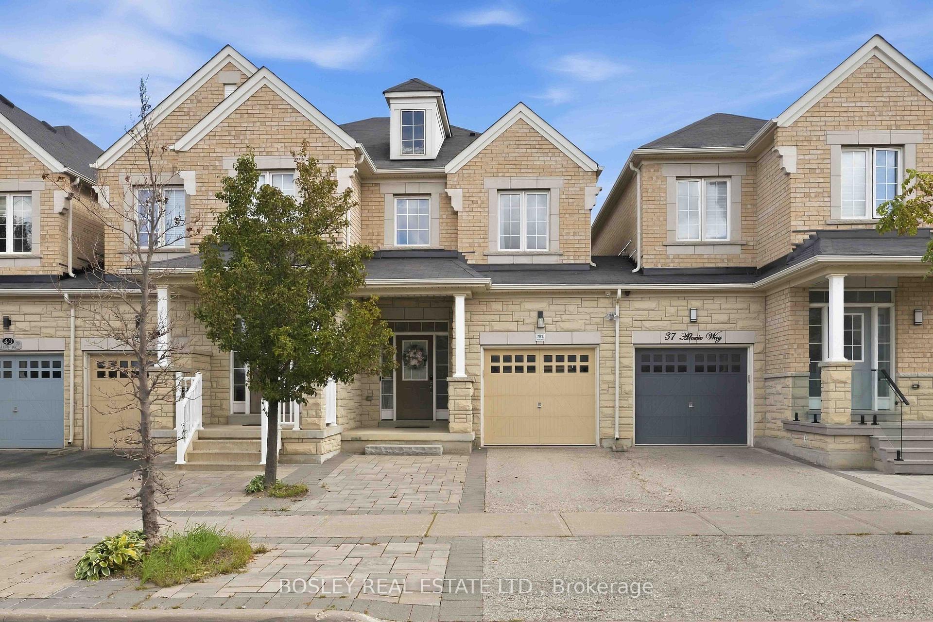 Photo 32 of 39 Alexie Way, Vaughan, Vellore Village — HOMEH