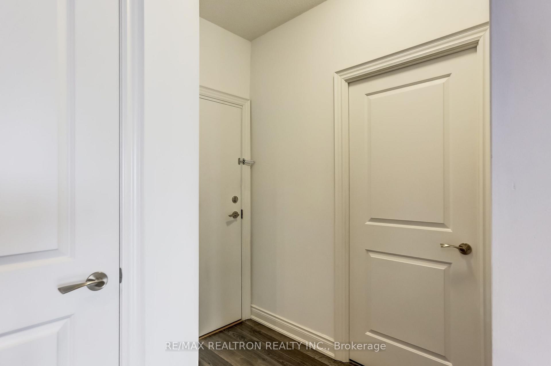 Photo 3 of Unit 1117, 33 Clegg Road, Markham, Unionville — HOMEH