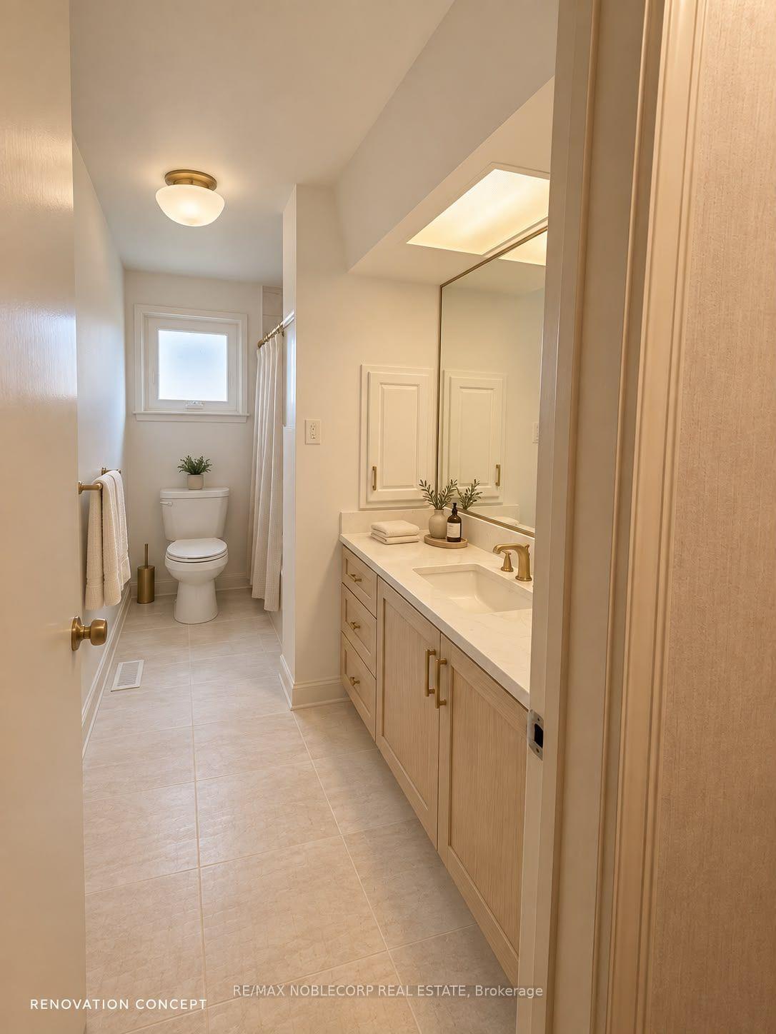 Photo 14 of 5 Conamore Crescent, North York, York University Heights — HOMEH