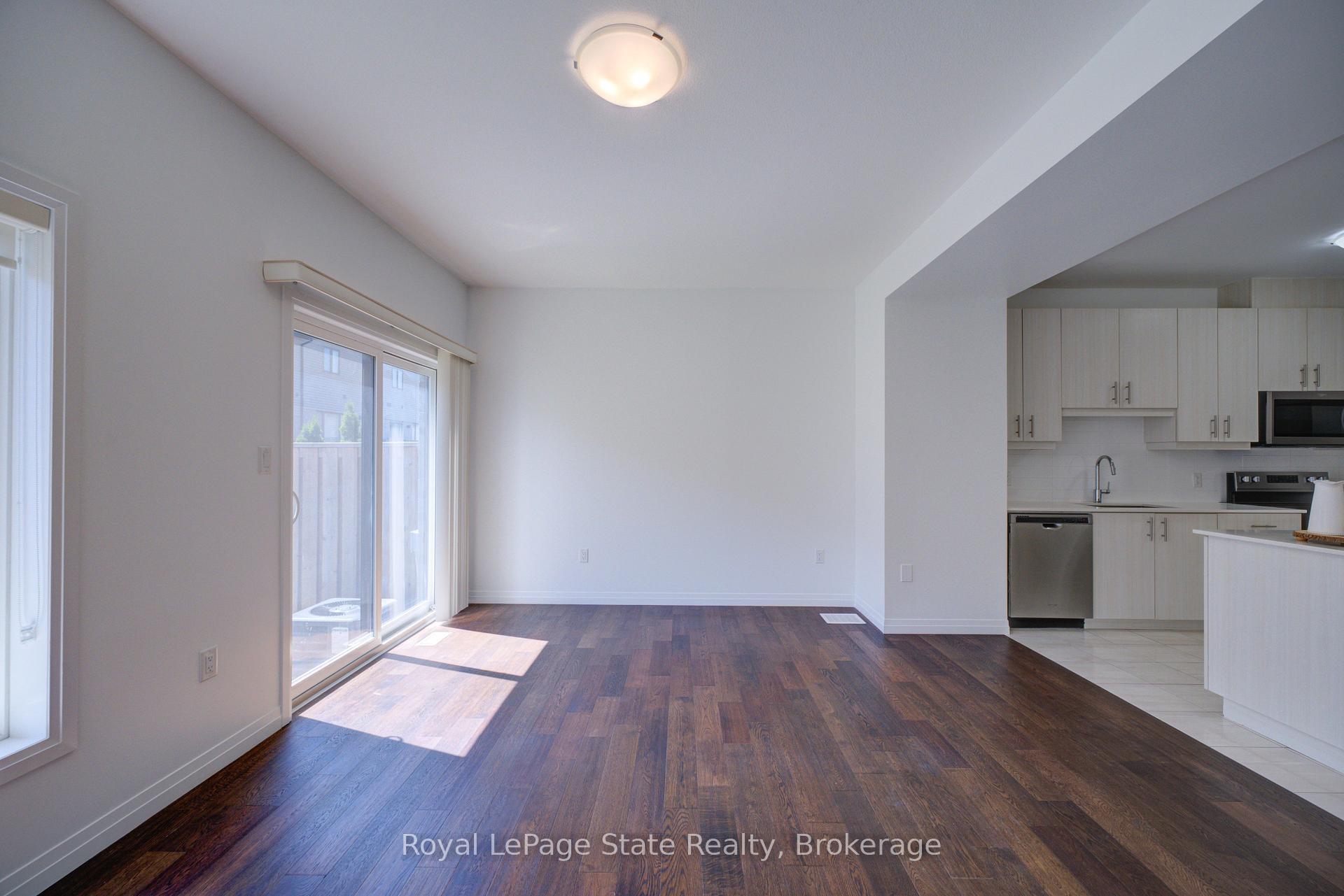 Photo 23 of Unit 23, 30 Times Square Boulevard, Hamilton, Stoney Creek Mountain — HOMEH