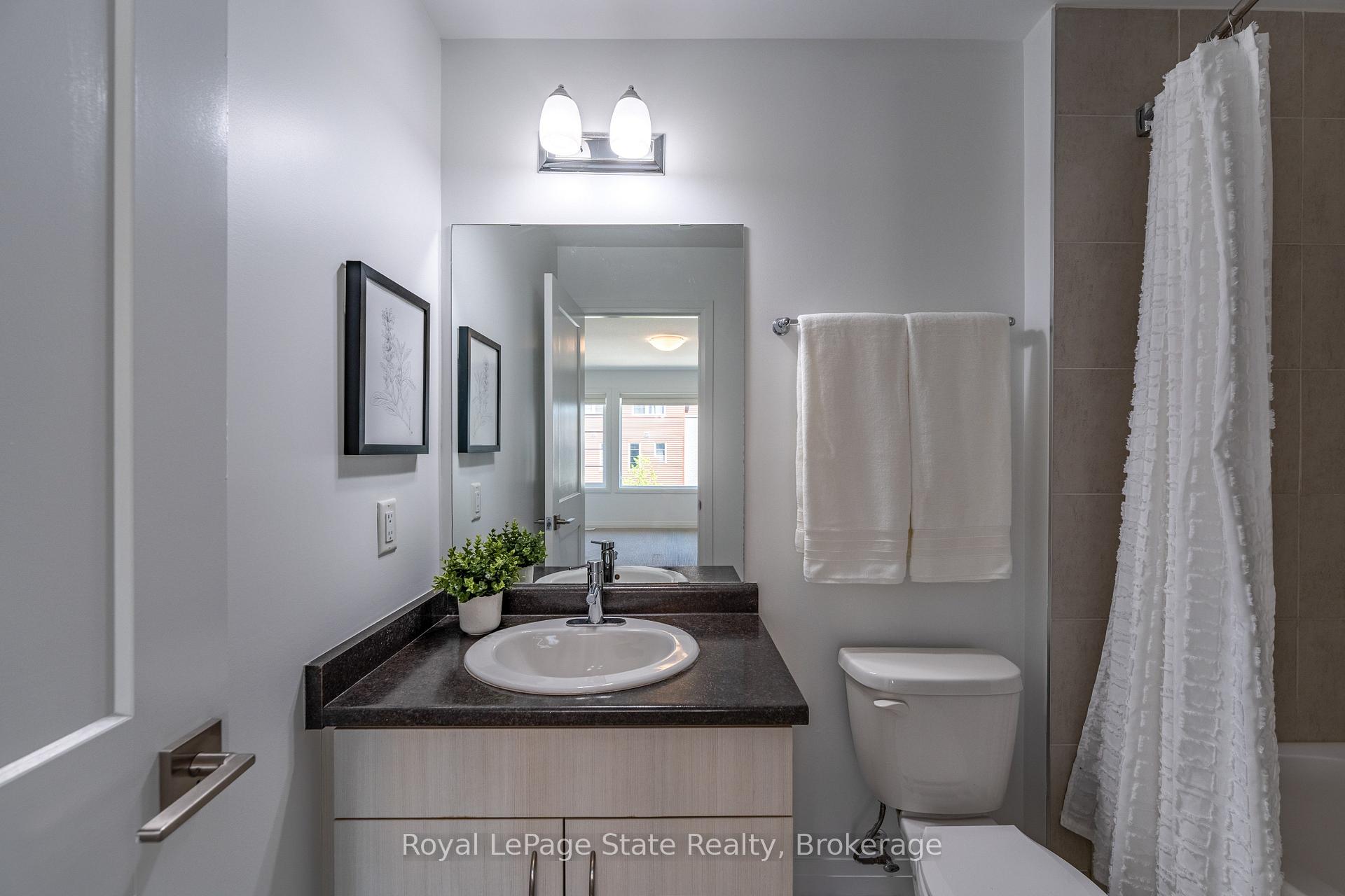 Photo 30 of Unit 23, 30 Times Square Boulevard, Hamilton, Stoney Creek Mountain — HOMEH