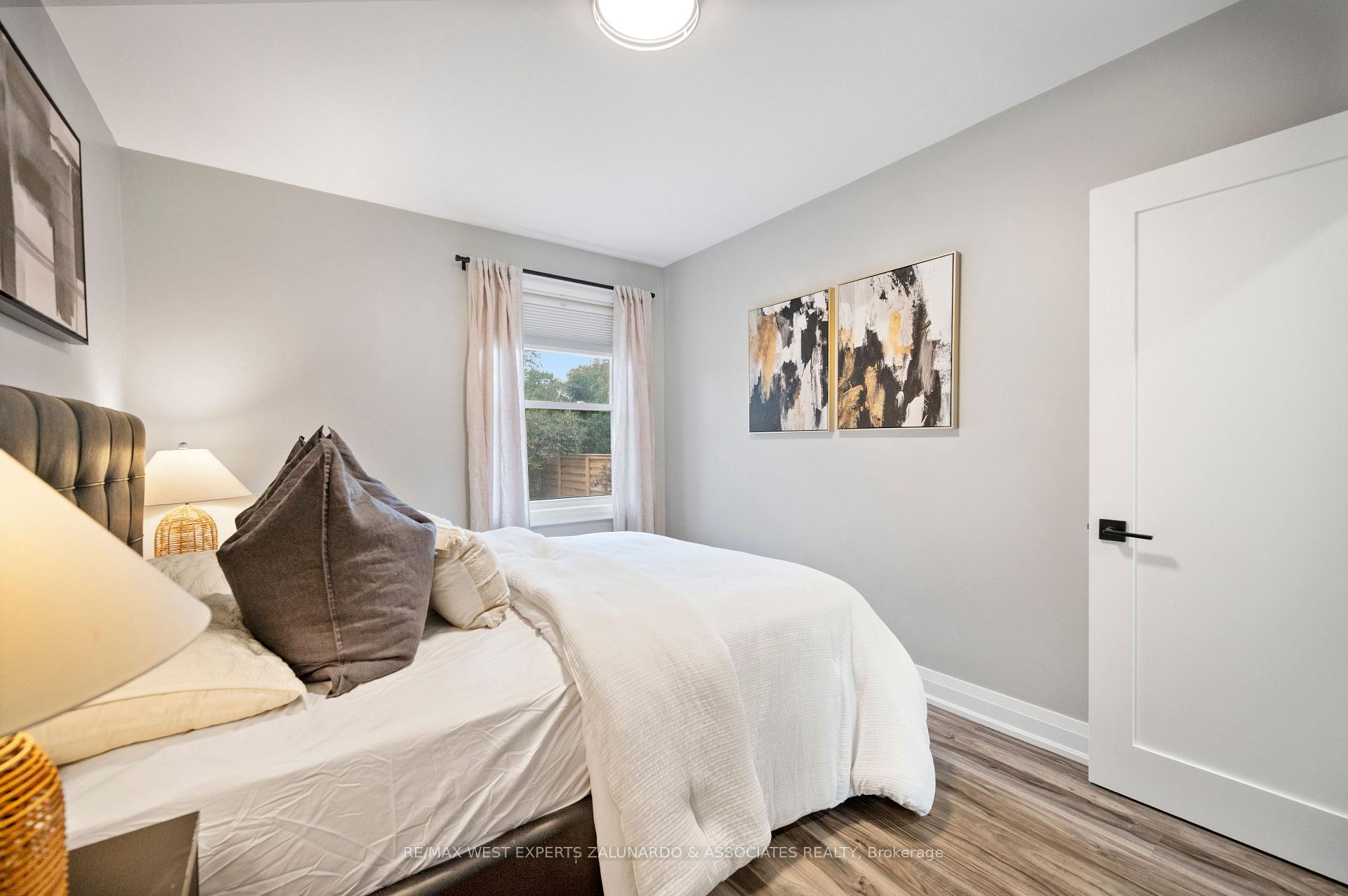 Photo 27 of 56 Roxaline Street, Etobicoke, Humber Heights — HOMEH