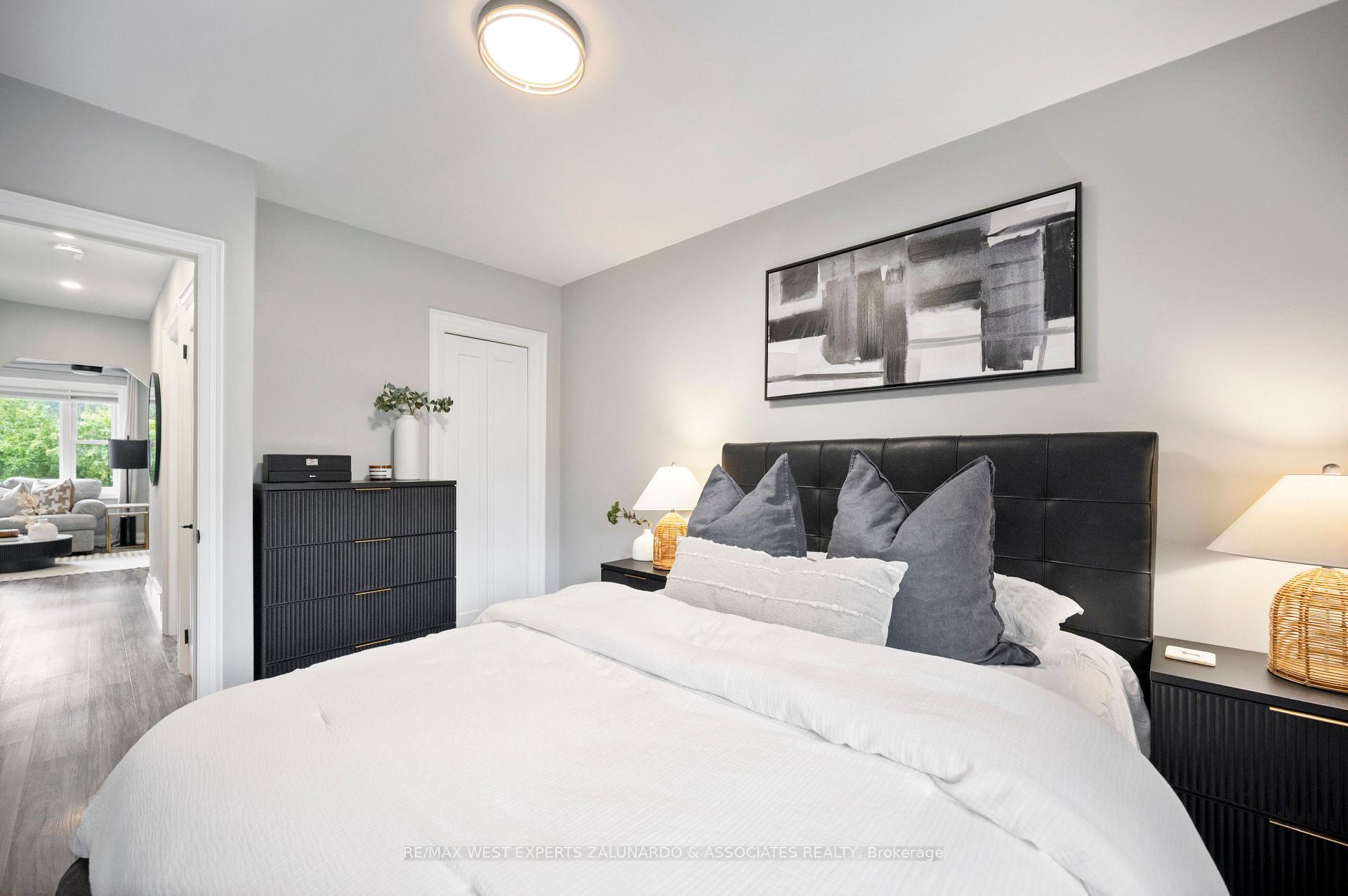 Photo 29 of 56 Roxaline Street, Etobicoke, Humber Heights — HOMEH