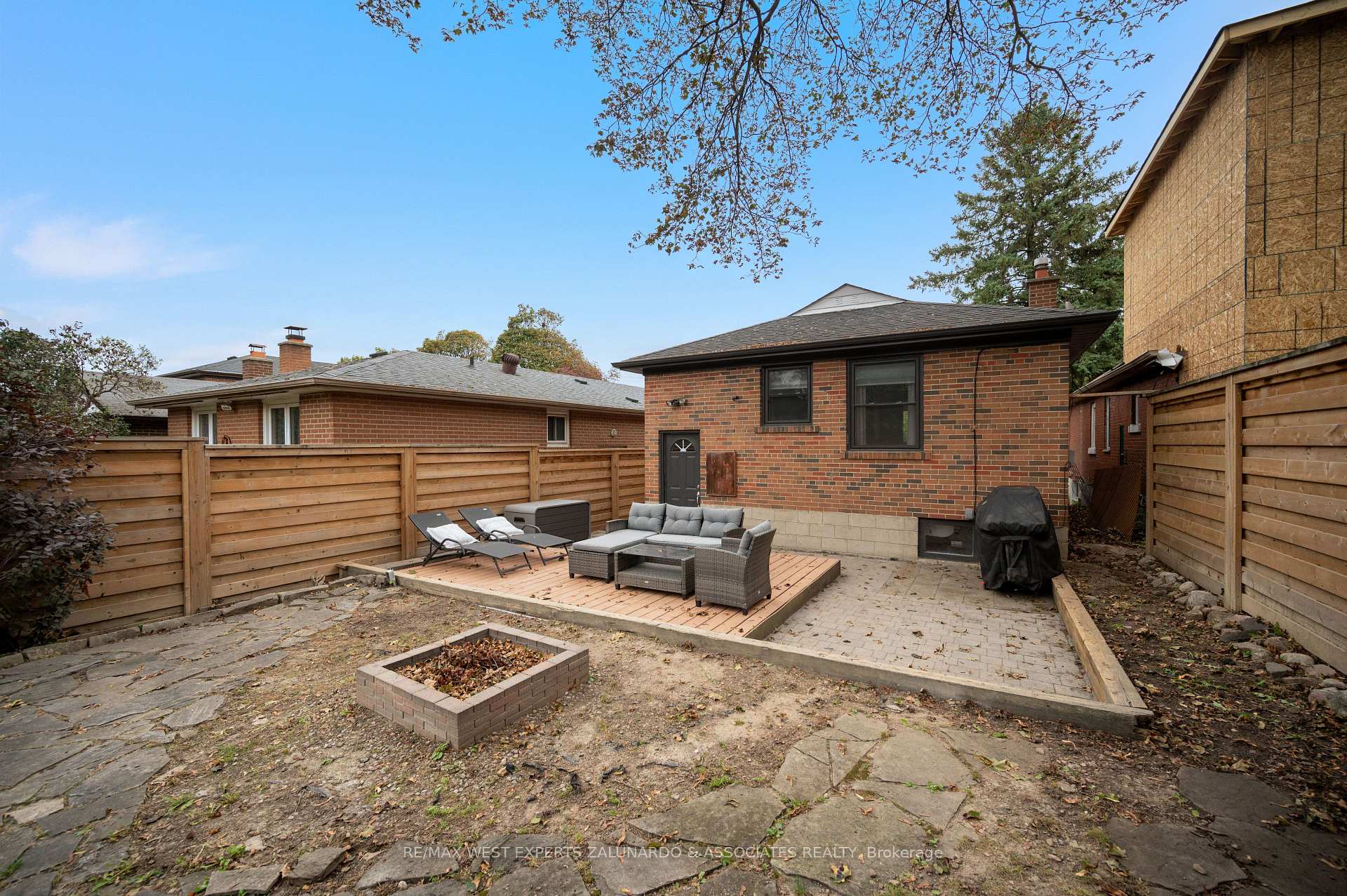 Photo 49 of 56 Roxaline Street, Etobicoke, Humber Heights — HOMEH