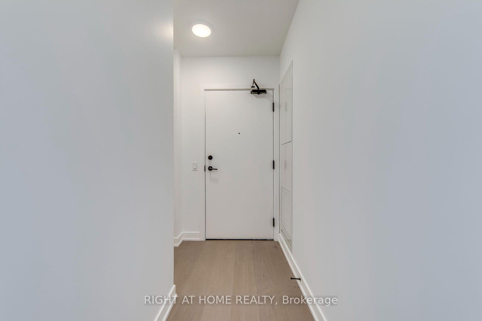 Photo 5 of Unit 837, 91 Montclair Avenue, Toronto, Forest Hill South — HOMEH
