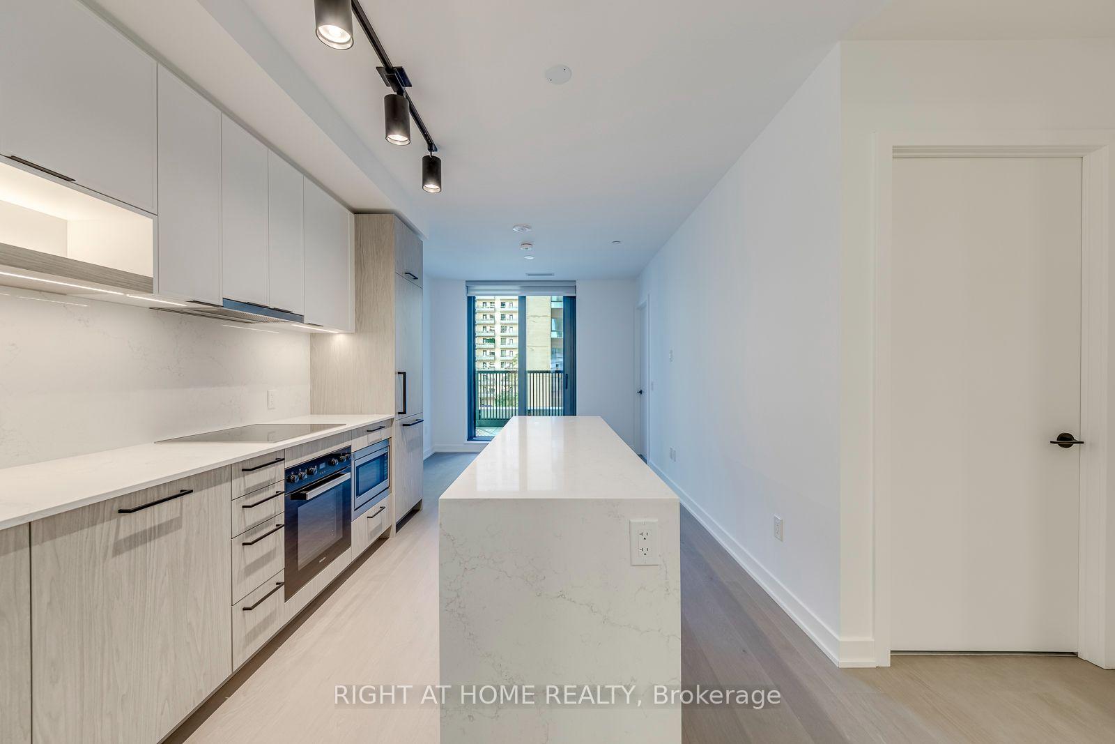 Photo 7 of Unit 837, 91 Montclair Avenue, Toronto, Forest Hill South — HOMEH