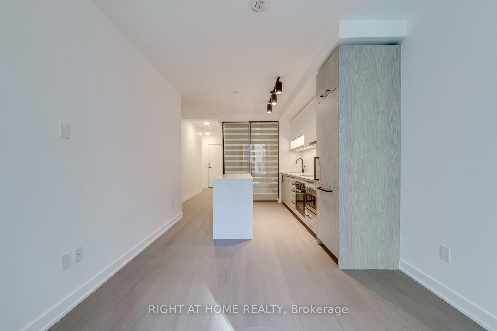 Photo 11 of Unit 837, 91 Montclair Avenue, Toronto, Forest Hill South — HOMEH