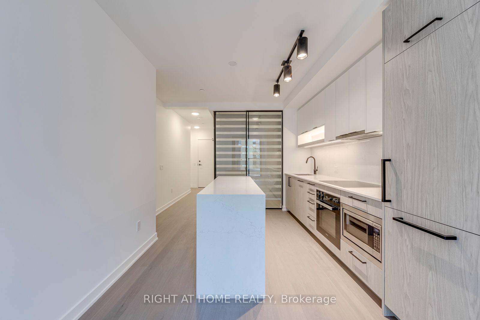 Photo 12 of Unit 837, 91 Montclair Avenue, Toronto, Forest Hill South — HOMEH