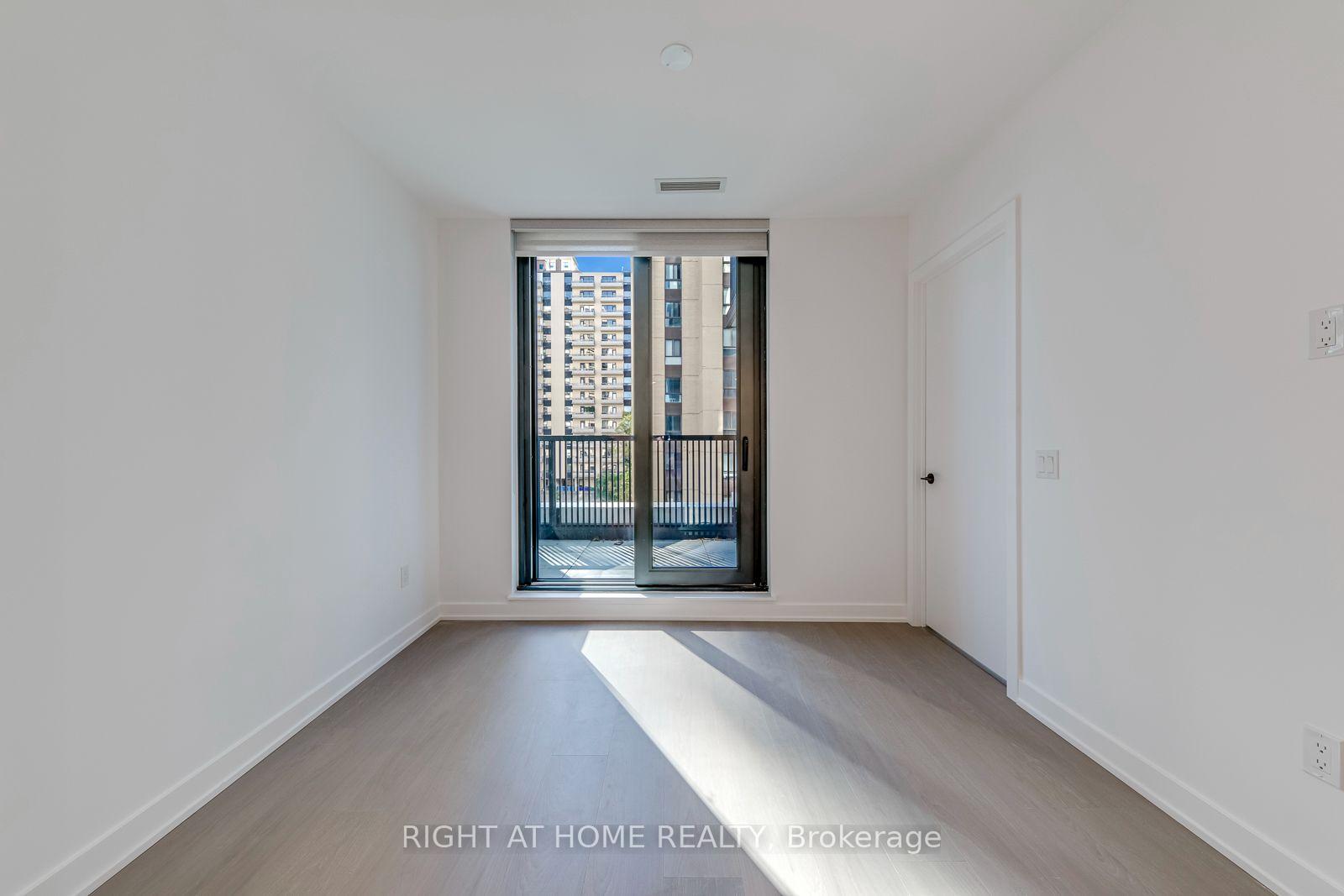 Photo 15 of Unit 837, 91 Montclair Avenue, Toronto, Forest Hill South — HOMEH