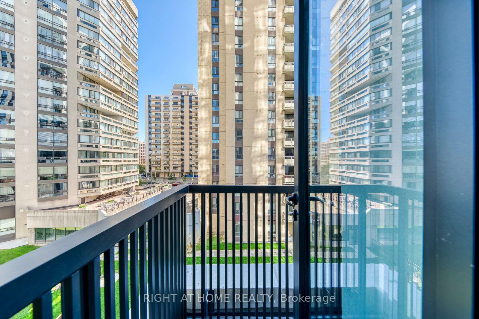 Photo 26 of Unit 837, 91 Montclair Avenue, Toronto, Forest Hill South — HOMEH