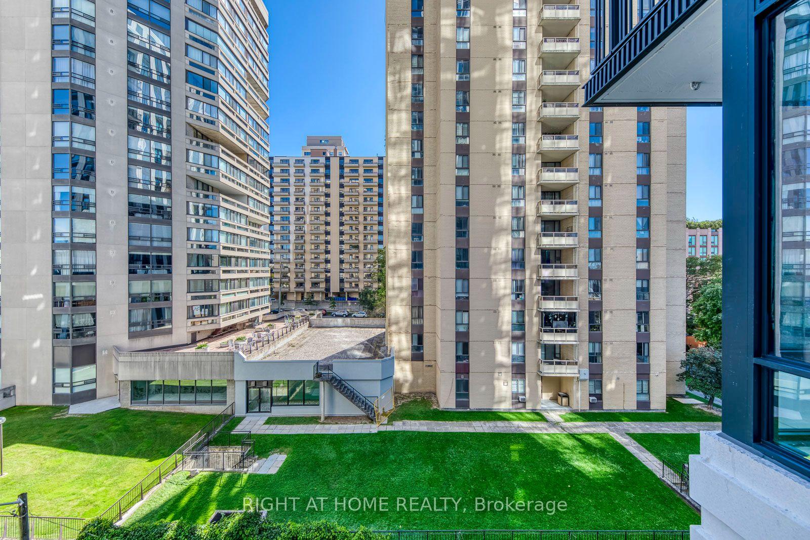 Photo 28 of Unit 837, 91 Montclair Avenue, Toronto, Forest Hill South — HOMEH