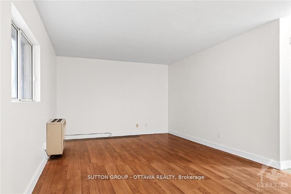 Photo 2 of 244 Westhaven Crescent, Ottawa, Westboro/Hampton Park — HOMEH