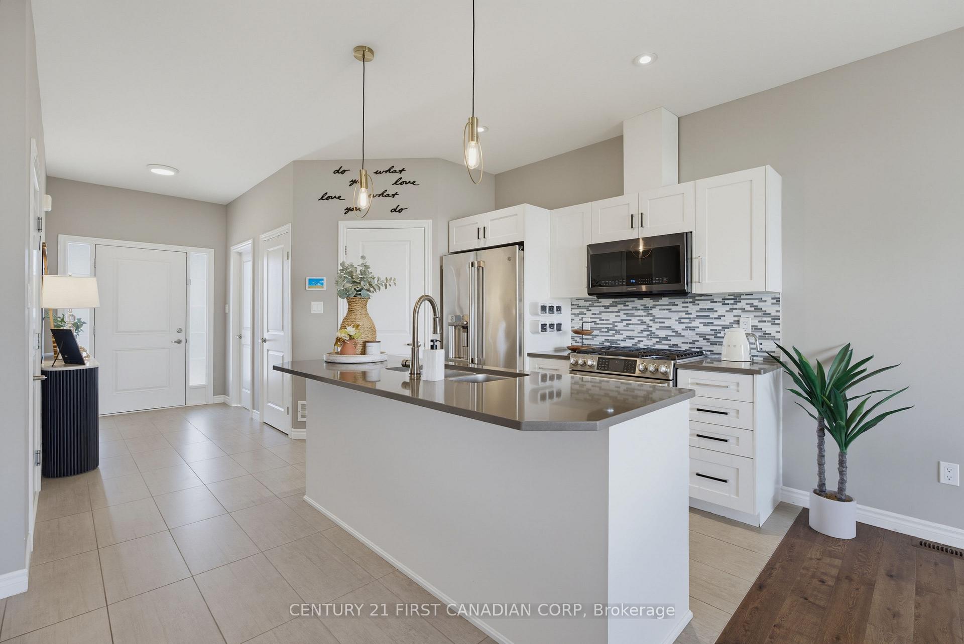 Photo 12 of Unit 47, 2902 Tokala Trail, London, North S — HOMEH