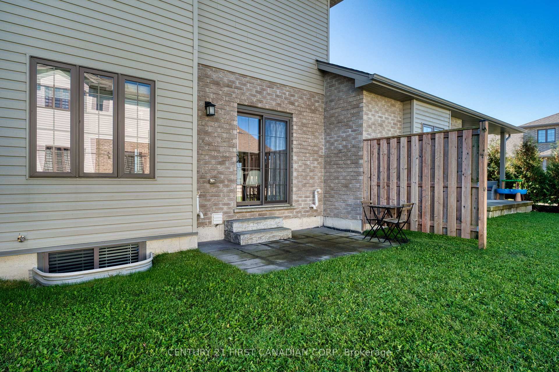 Photo 42 of Unit 47, 2902 Tokala Trail, London, North S — HOMEH