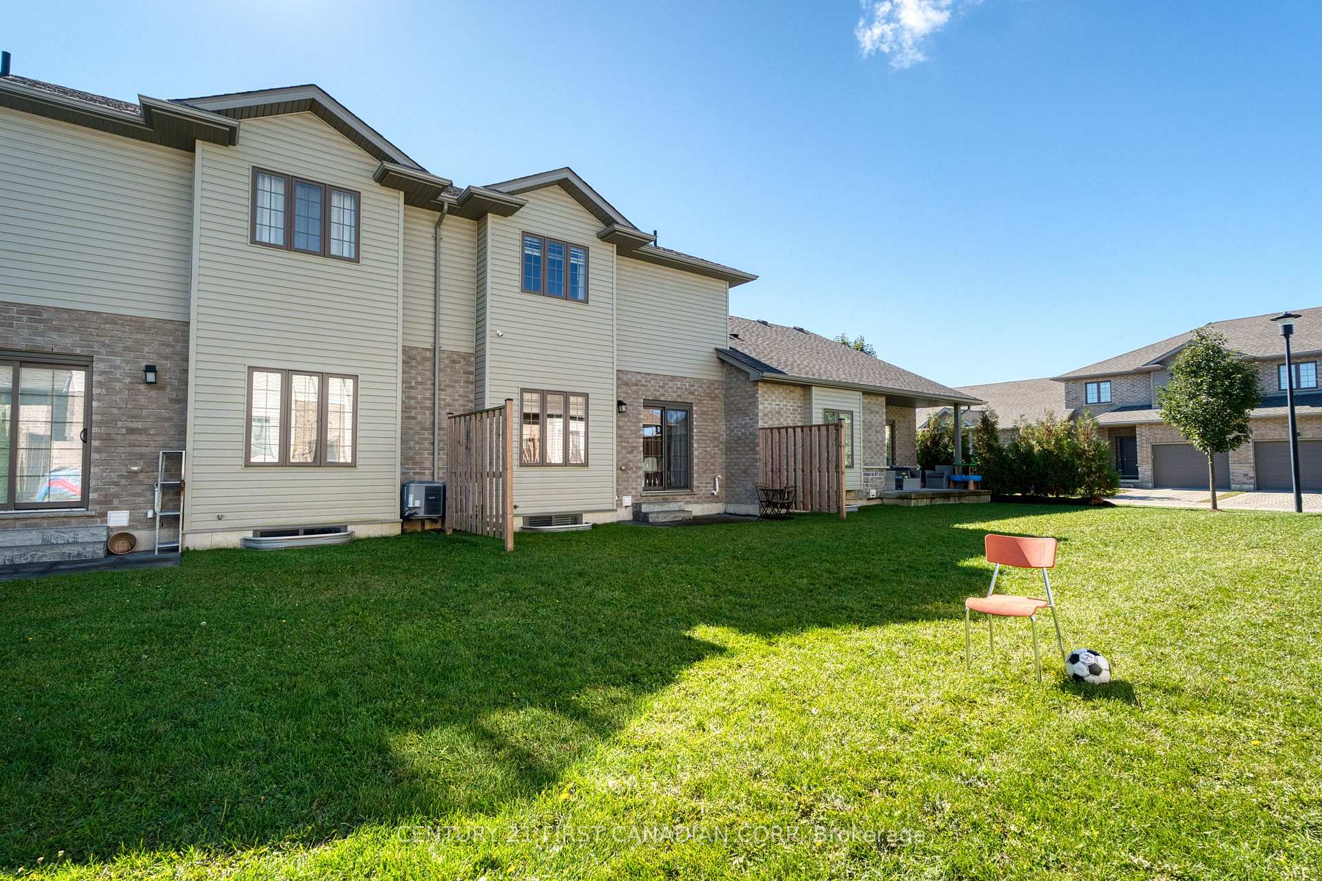 Photo 43 of Unit 47, 2902 Tokala Trail, London, North S — HOMEH
