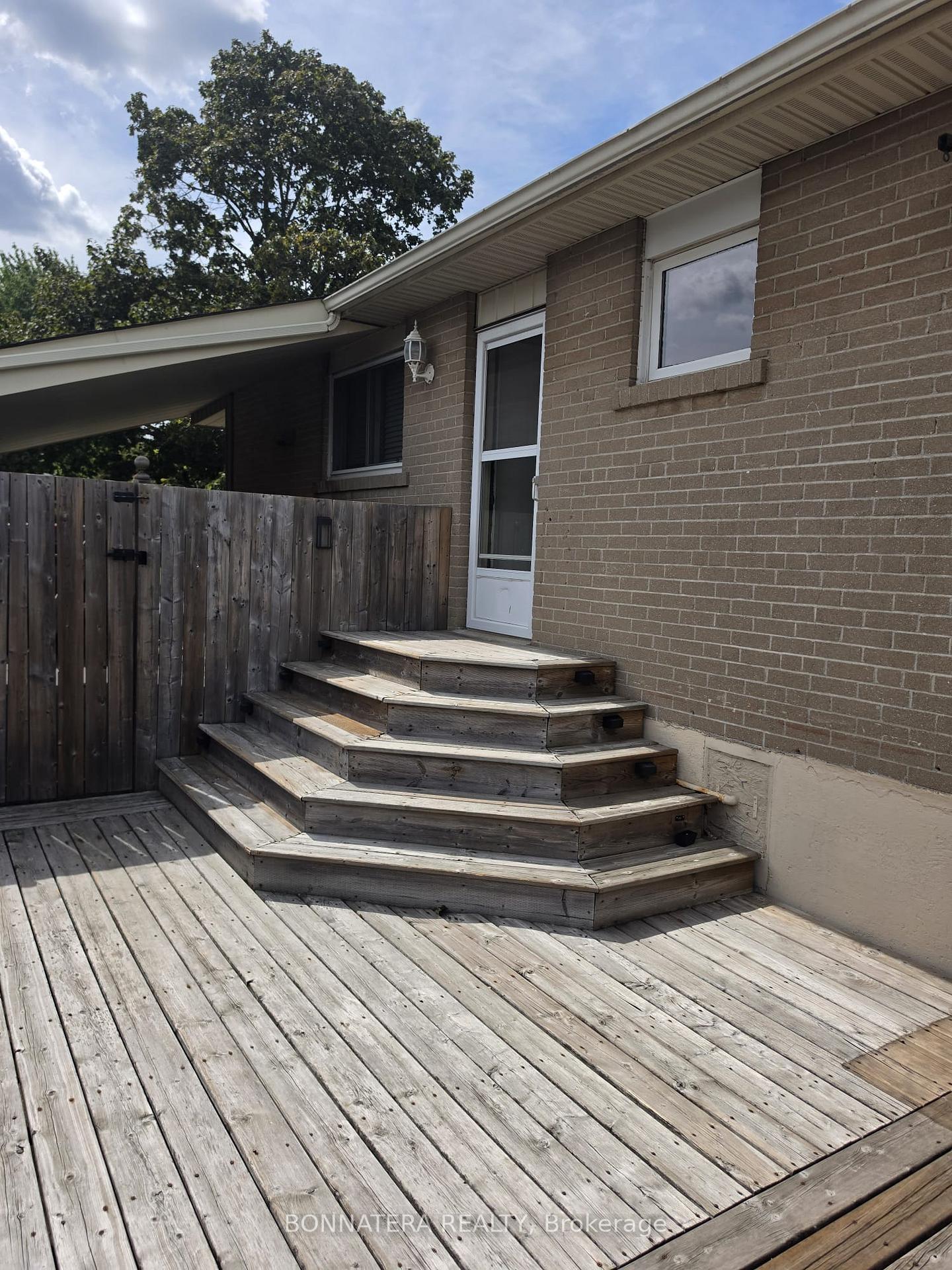 Photo 1 of 14 Northwood Drive, Brampton, Northwood Park — HOMEH