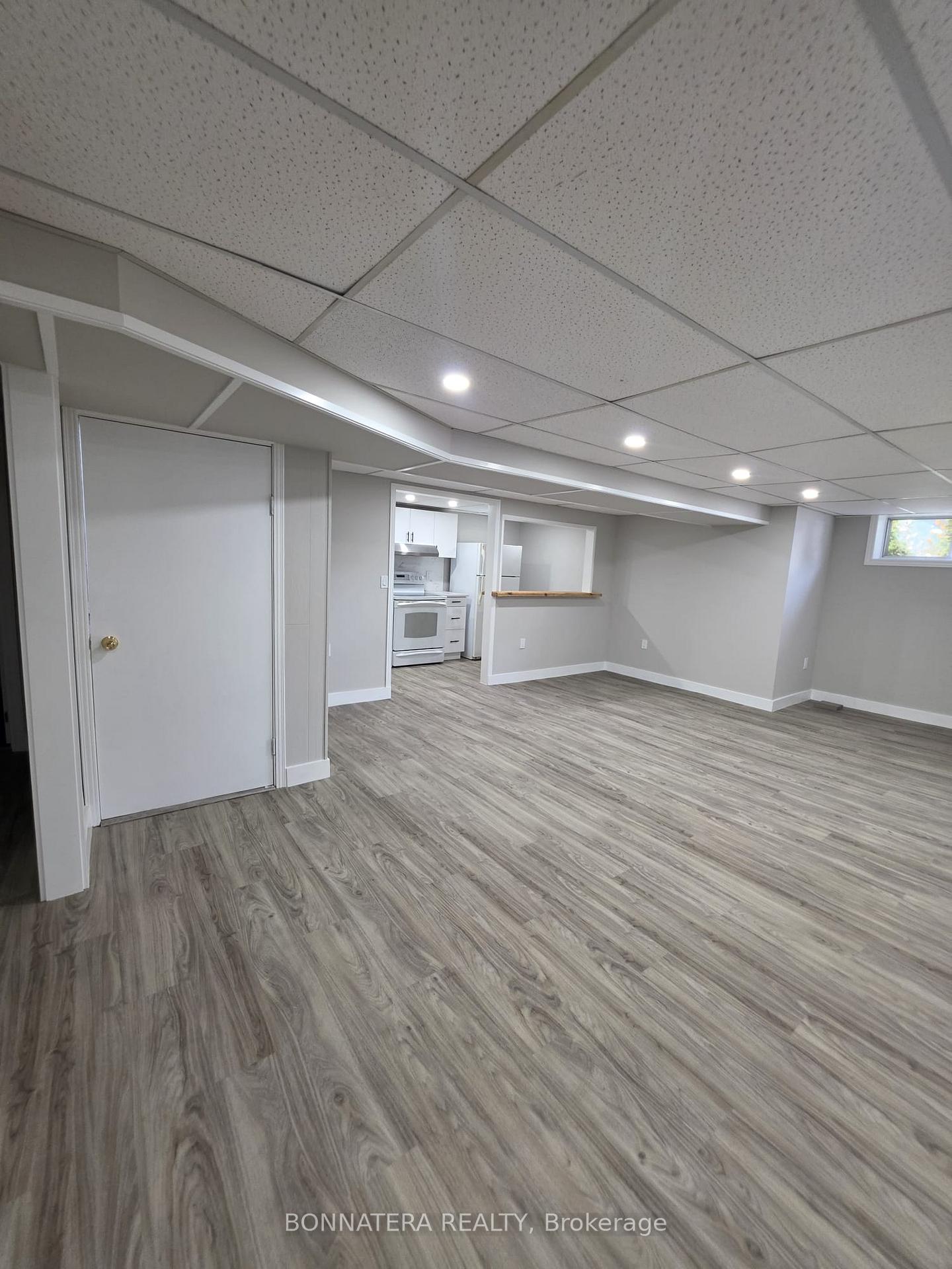 Photo 4 of 14 Northwood Drive, Brampton, Northwood Park — HOMEH